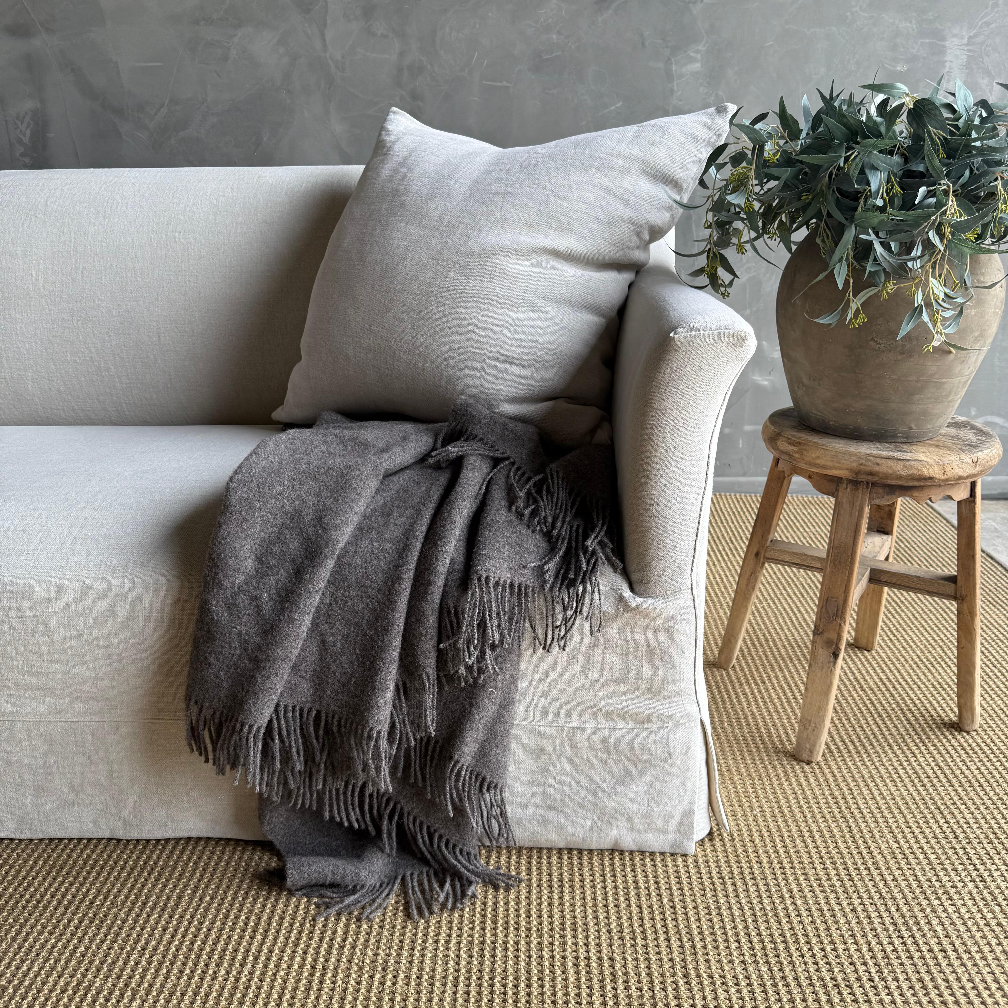 Olivier Belgian Style Slip Covered Sofa in 100% Linen For Sale 2
