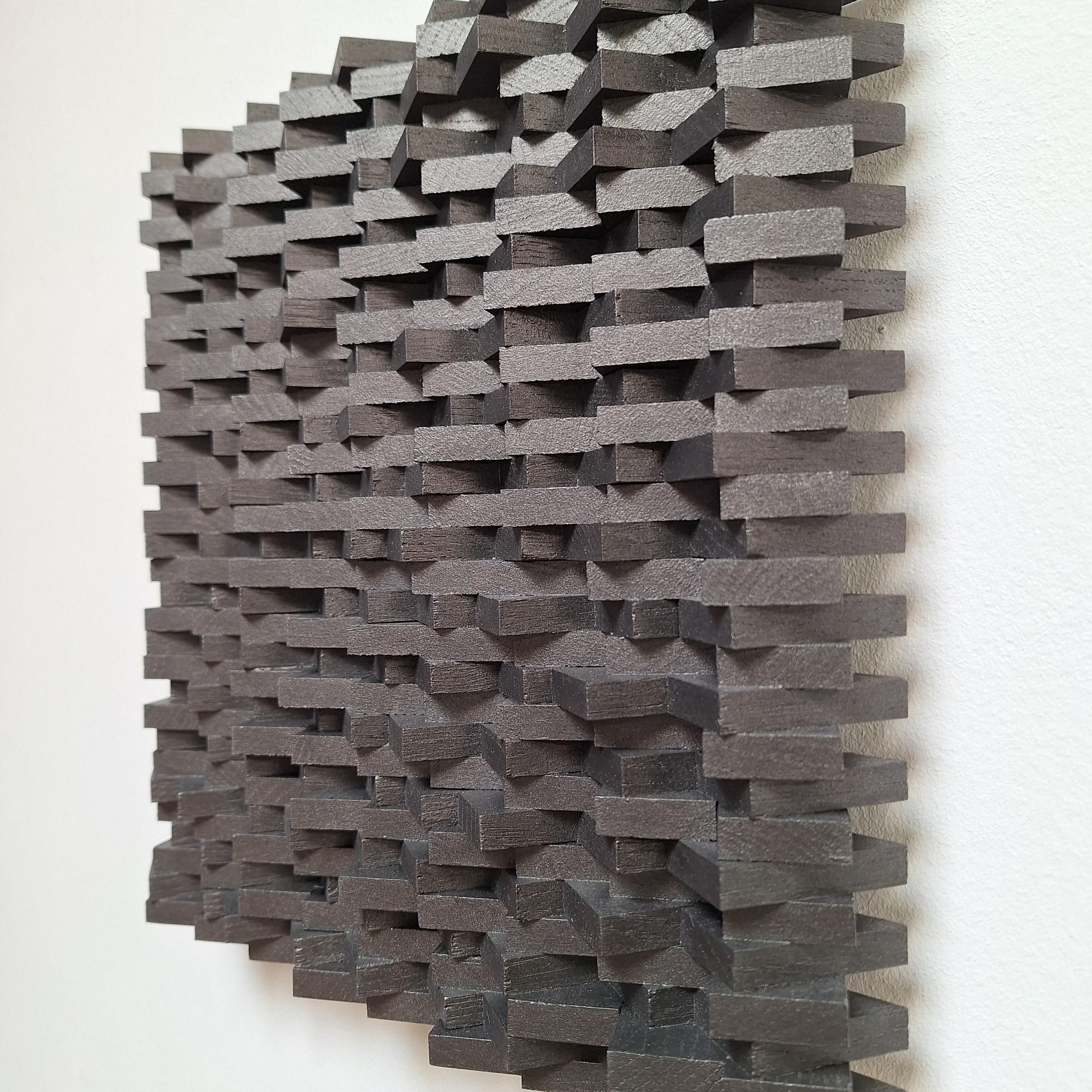 Lignes brisées - geometrische zeitgenössische moderne Malerei Relief (Braun), Abstract Sculpture, von Olivier Julia