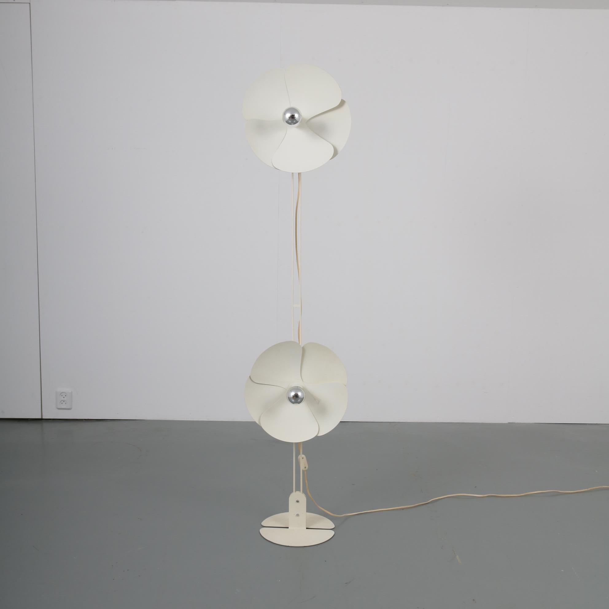 Olivier Morgue Flower Lamp for Disderot, France, 1960 In Good Condition In Wilnis, UT