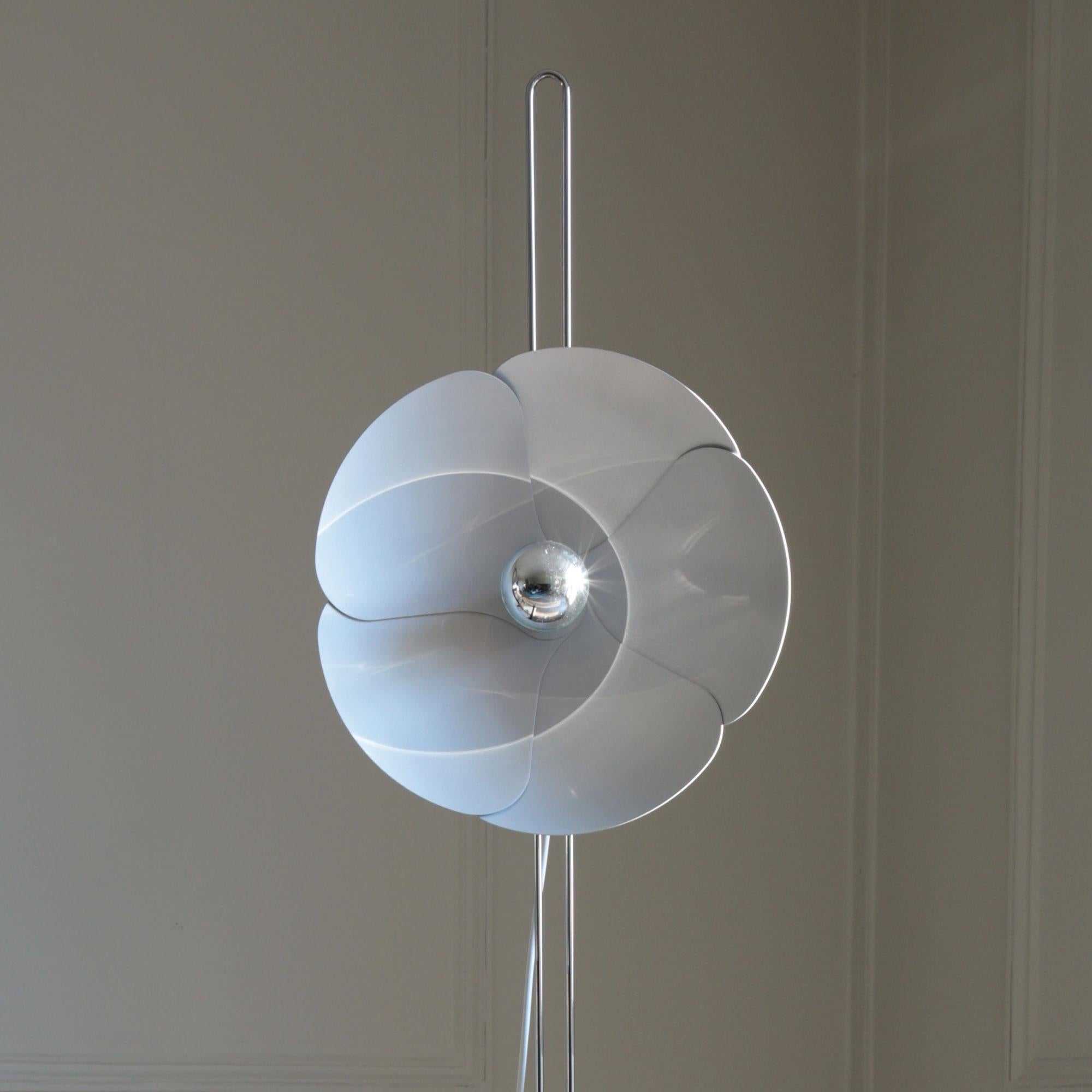 Mid-20th Century  Olivier Mourgue 1968 Standing Lamp 'Double Flower'   SEE VIDEO  For Sale