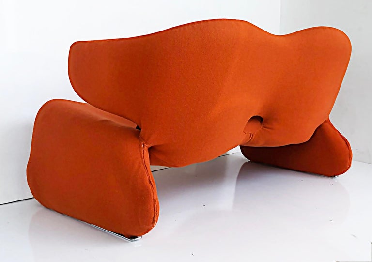 Olivier Mourgue Airborne International France Djinn Loveseat circa 1965 In Good Condition For Sale In Miami, FL