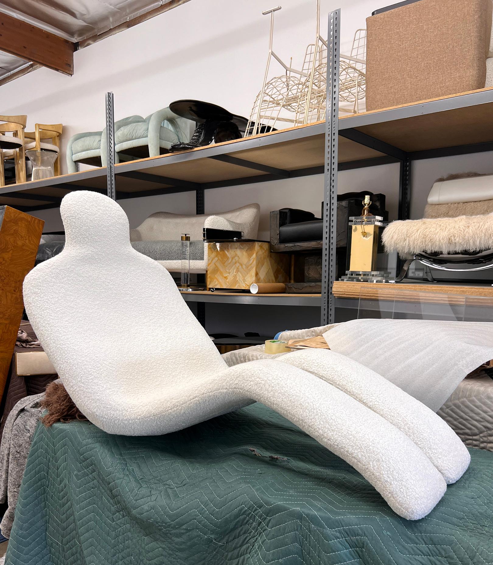 Olivier Mourgue Bouloum Human Form Lounge Chair, Ivory Boucle, France, 1970's 2