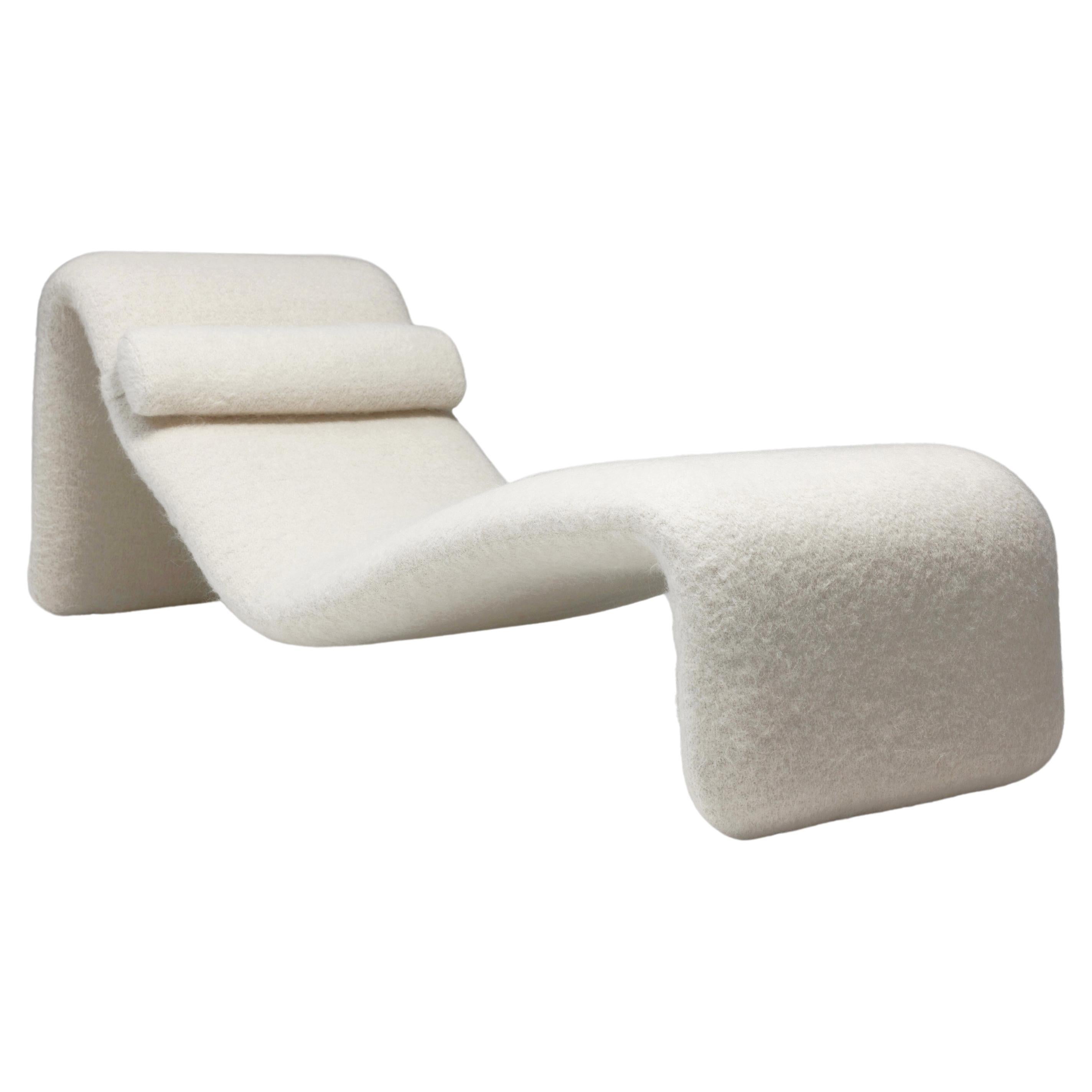 Olivier Mourgue Djinn Chaise Lounge for Airborne in Beautiful Pierre Frey Fabric