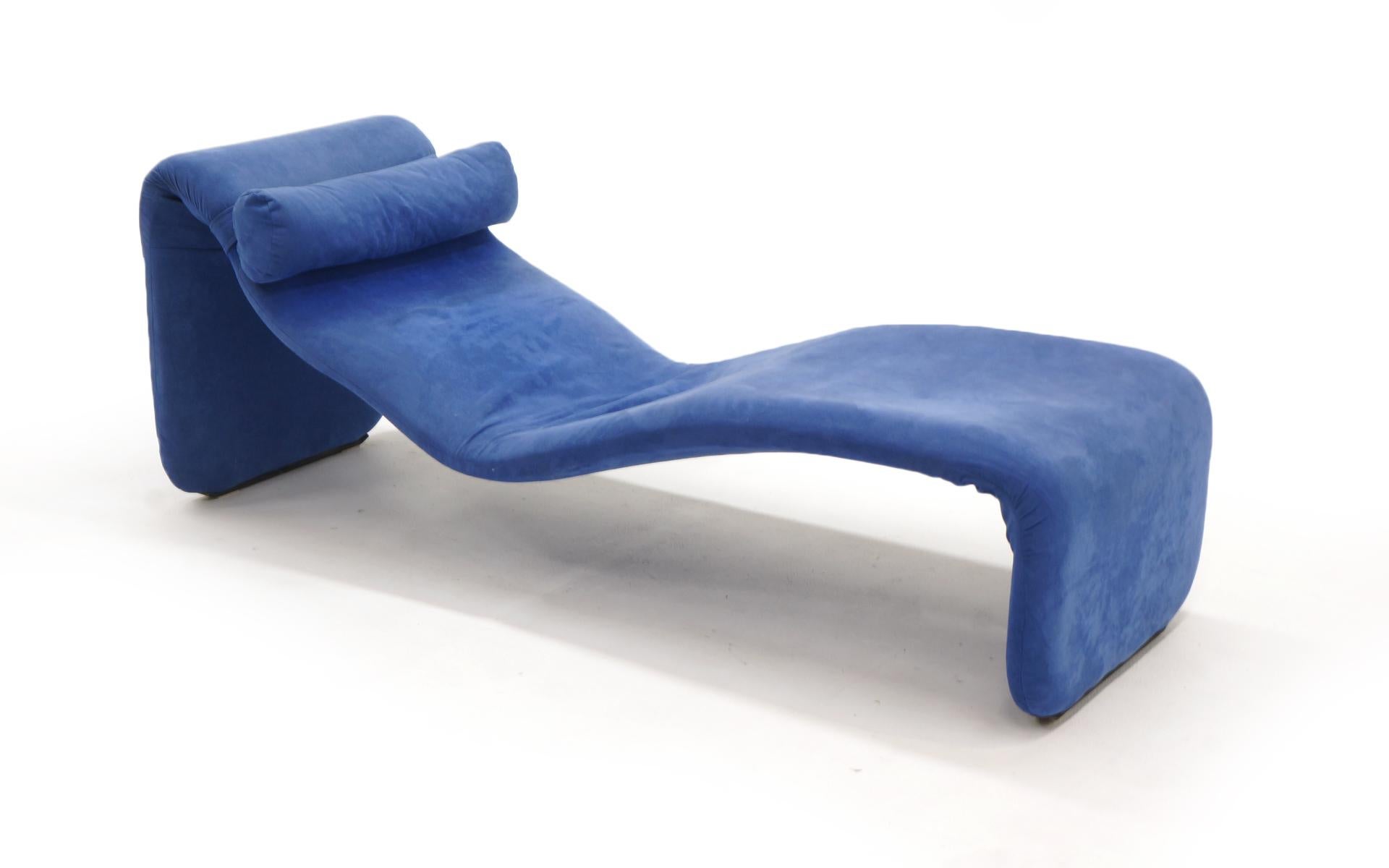Djinn chaise designed by Olivier Mourgue for Airborne International, France, 1960s. Very comfortable. Very good condition.