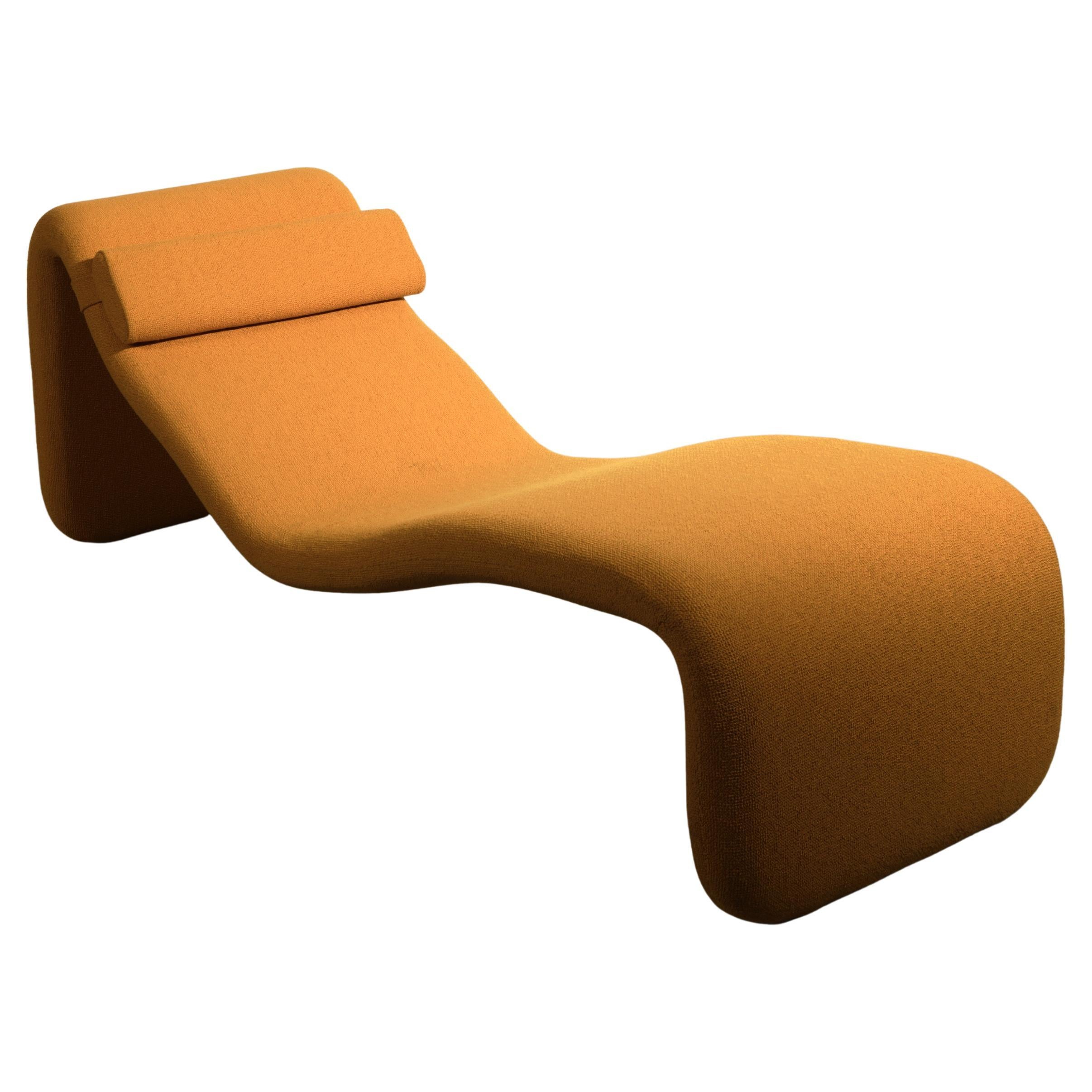 Olivier Mourgue 'Djinn' chaise lounge Reupholstered British wool fabric