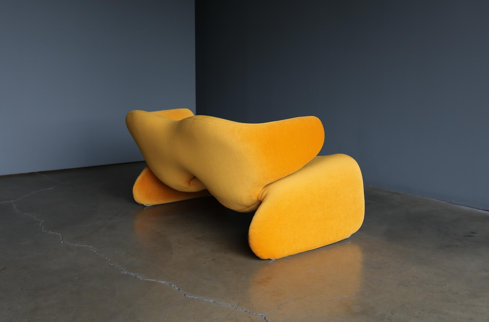 Olivier Mourgue “Djinn” Settee for Airborne, Circa 1964 3