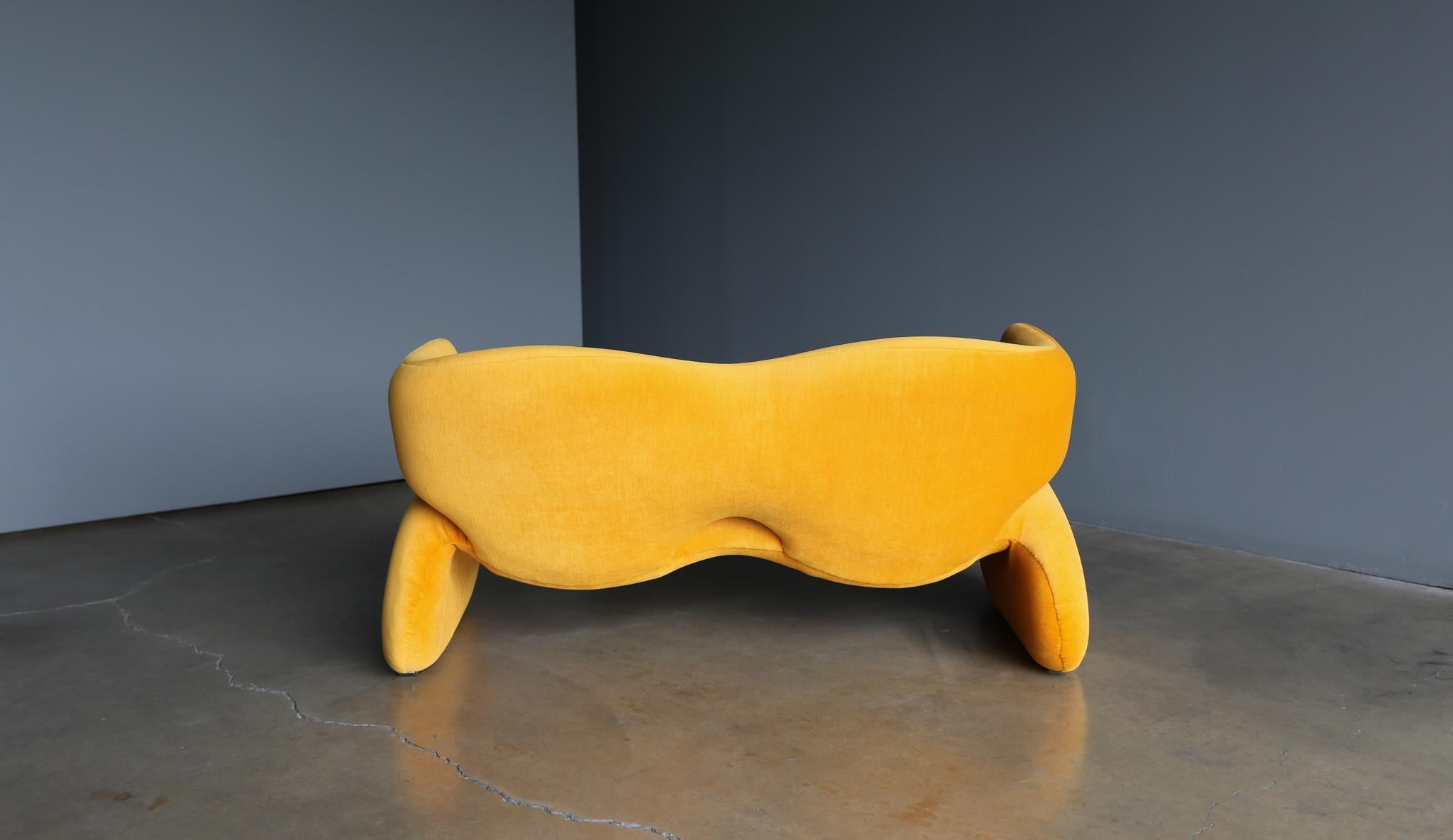 Olivier Mourgue “Djinn” Settee for Airborne, Circa 1964 5