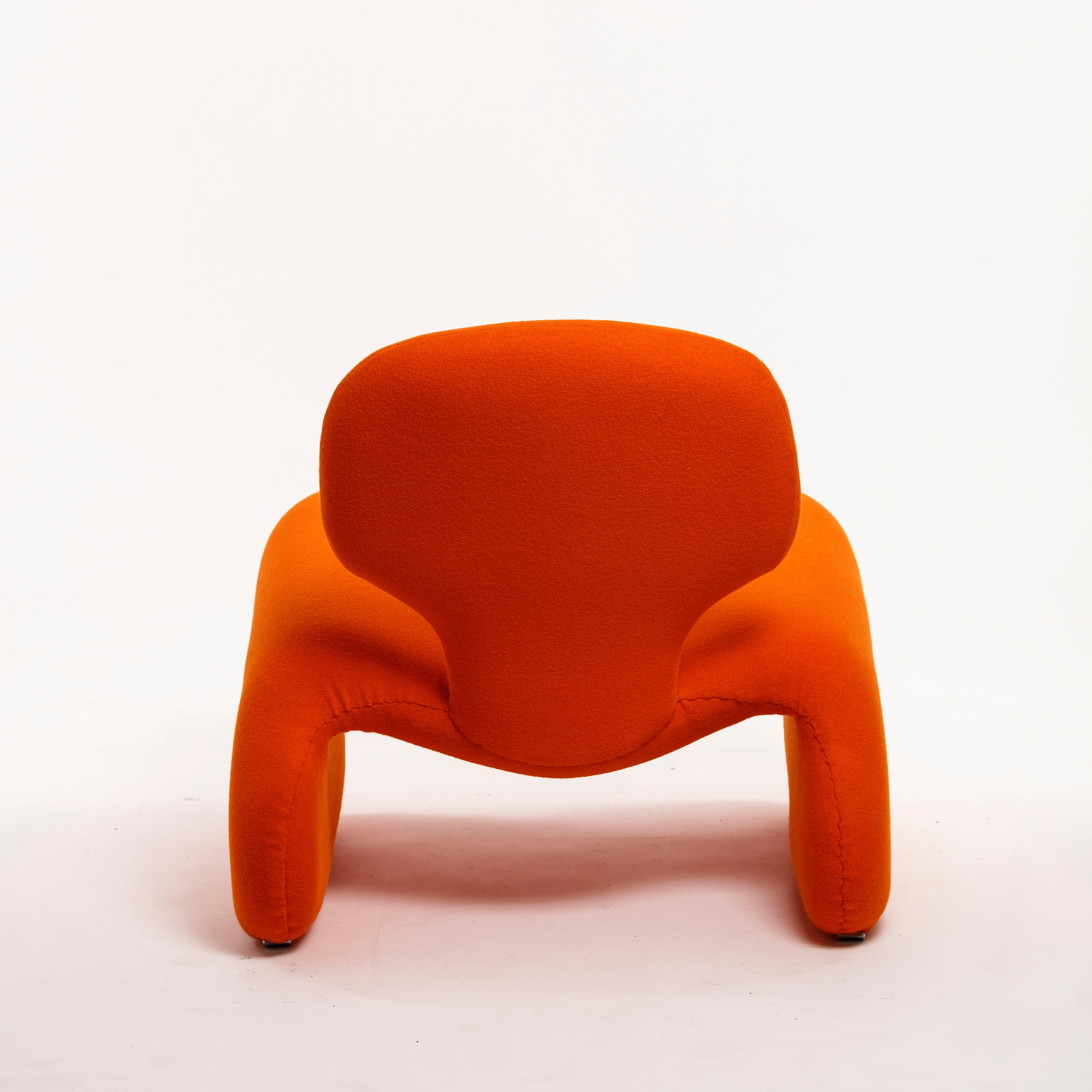Mid-Century Modern Olivier Mourgue Iconic Djinn Chair Airborne 1963 Reupholstered in Orange Kvadrat For Sale