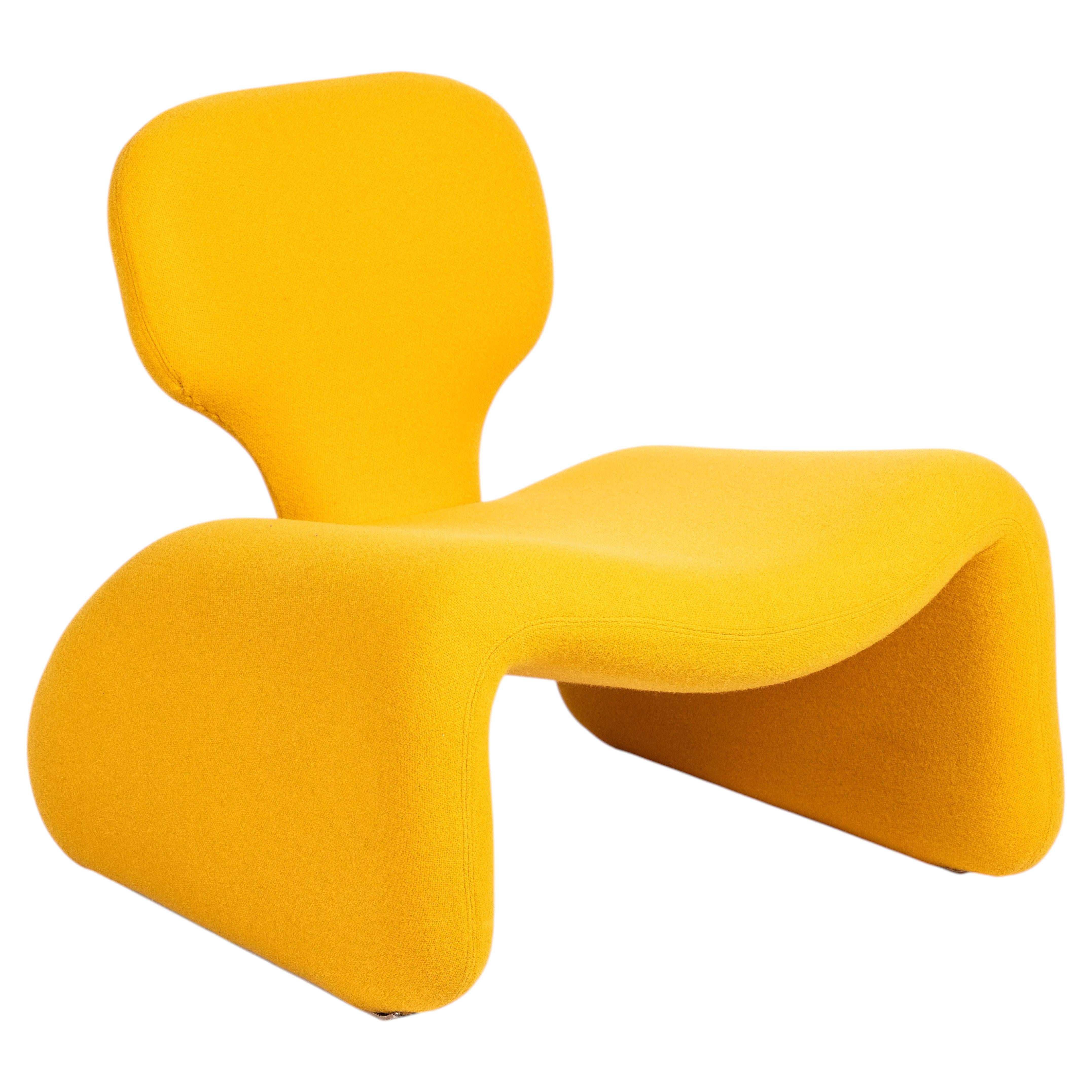 Olivier Mourgue Iconic Djinn Chair Airborne 1963 Reupholstered in yelow Kvadrat