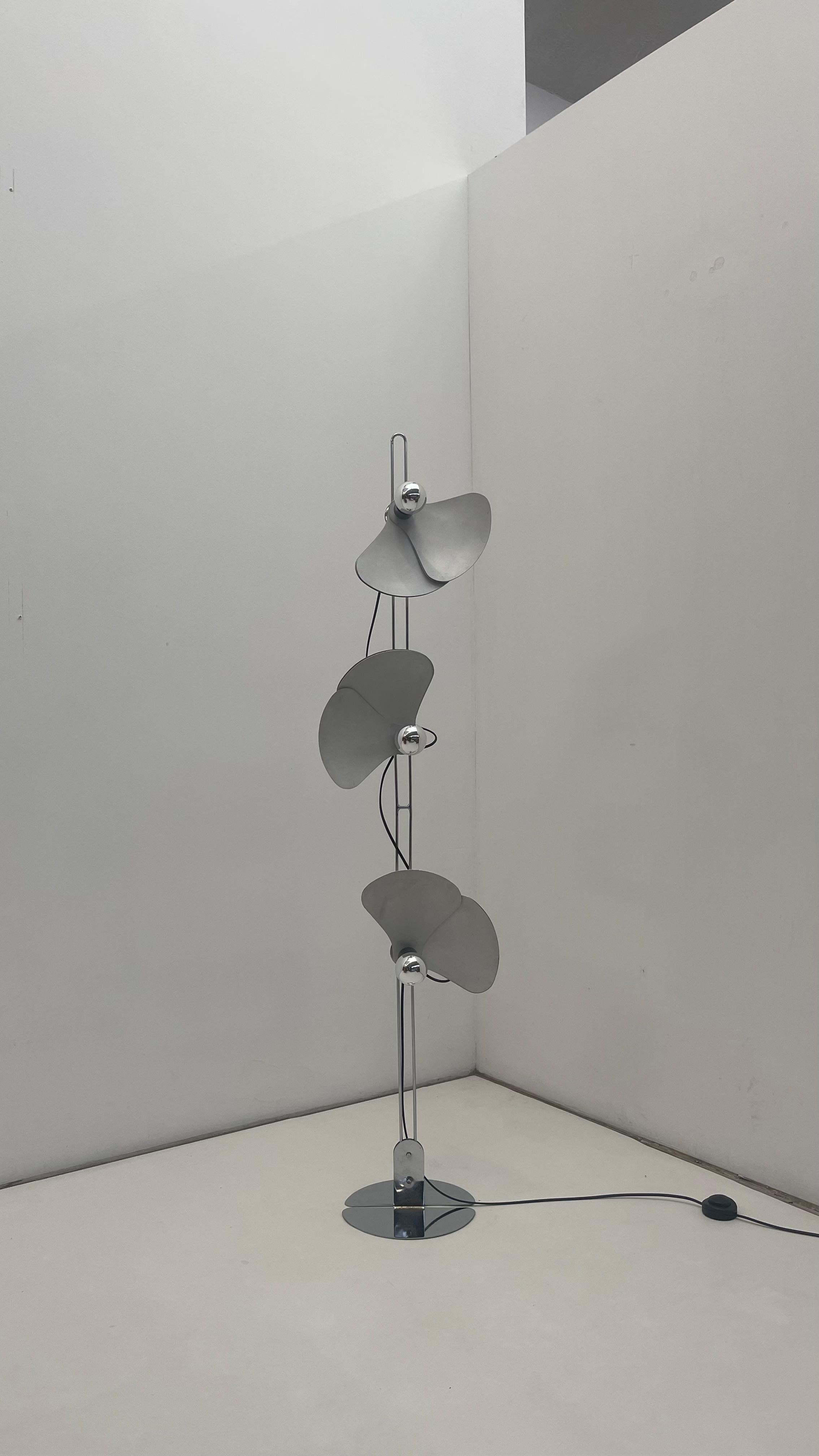 Lampada a triplo fiore di Olivier Mourgue per Disderot in vendita 2