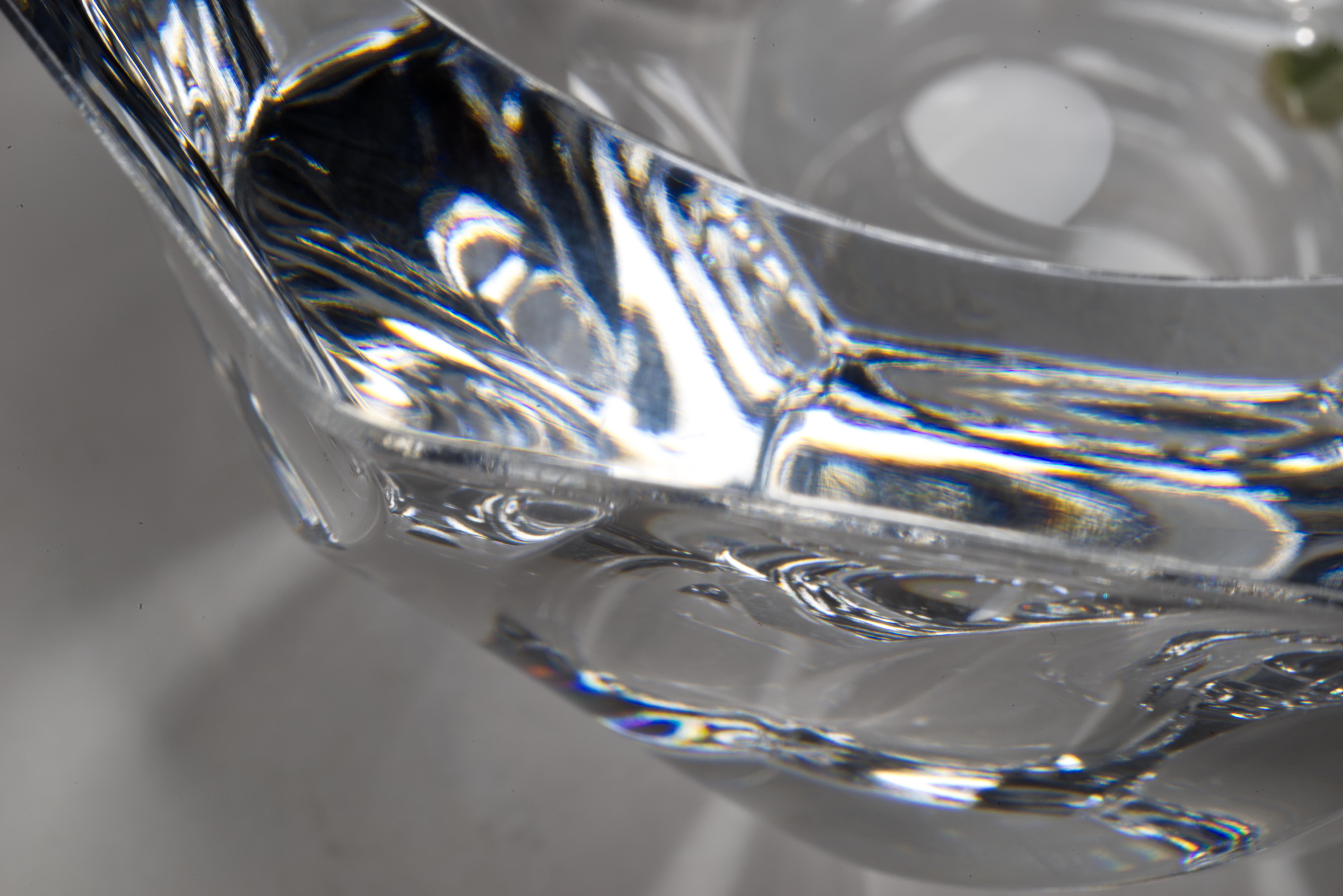 Bol en cristal de petite résidence scandinave moderne d'Olle Alberius pour Orrefors en vente 1