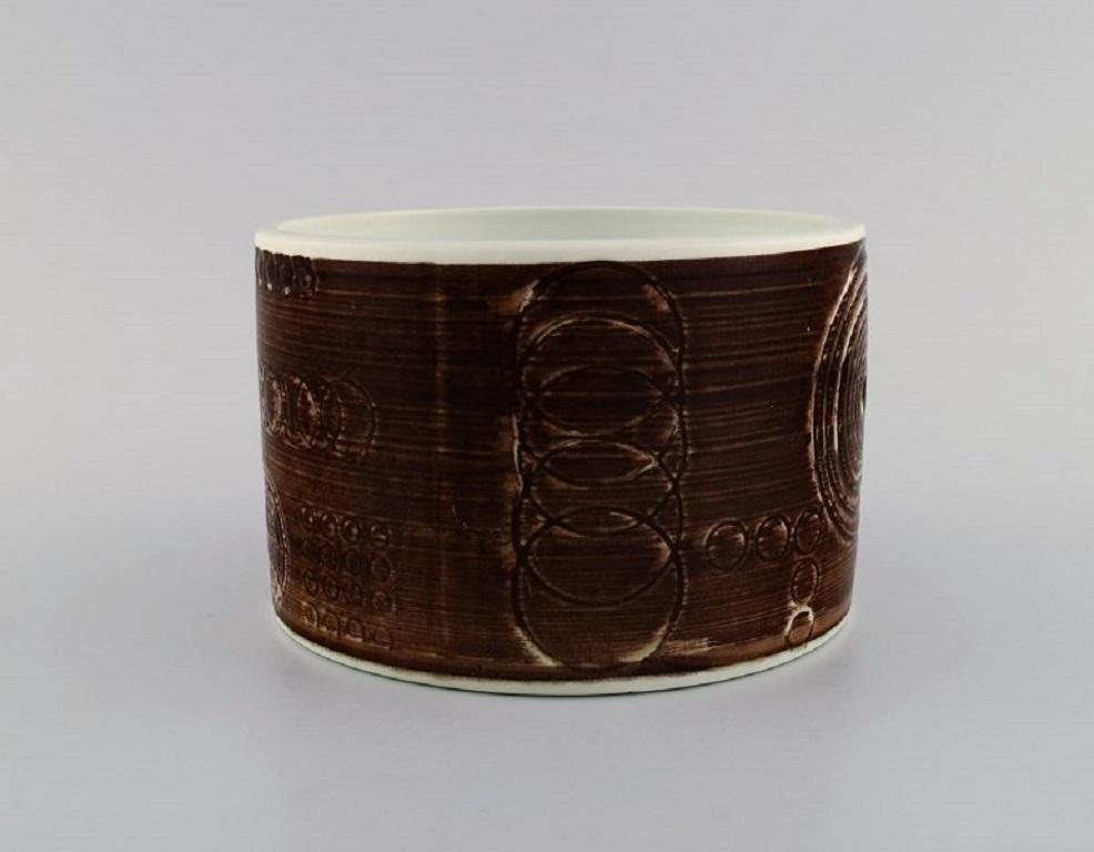 Olle Alberius für Rörstrand, Sarek Blumentopf aus handbemalter, glasierter Keramik (Skandinavische Moderne) im Angebot