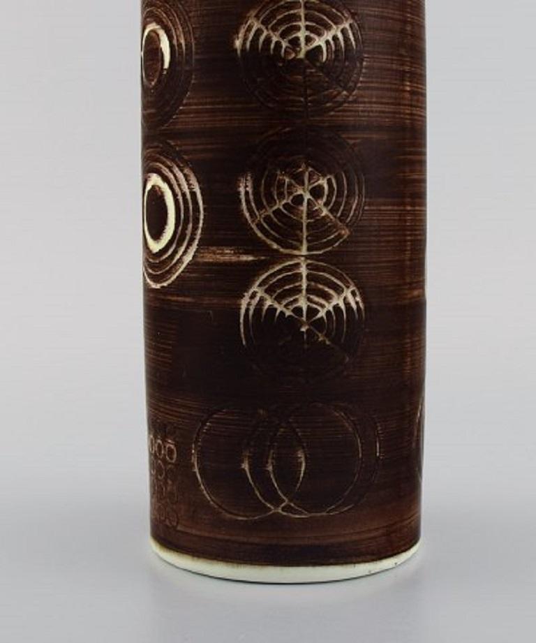 Olle Alberius für Rrstrand, Sarek-Vase aus handbemalter glasierter Keramik (Schwedisch) im Angebot