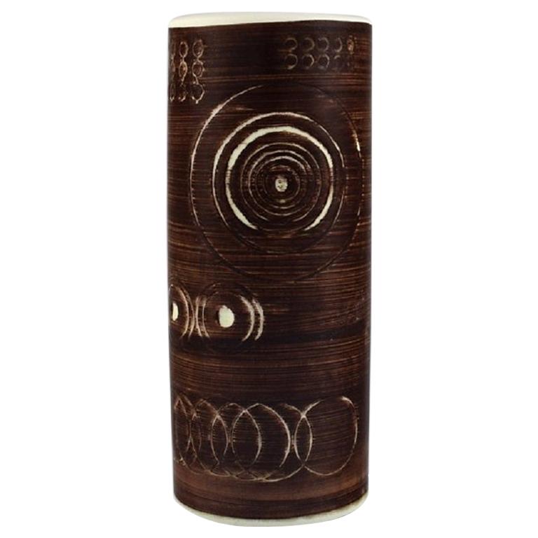 Olle Alberius für Rrstrand, Sarek-Vase aus handbemalter glasierter Keramik im Angebot