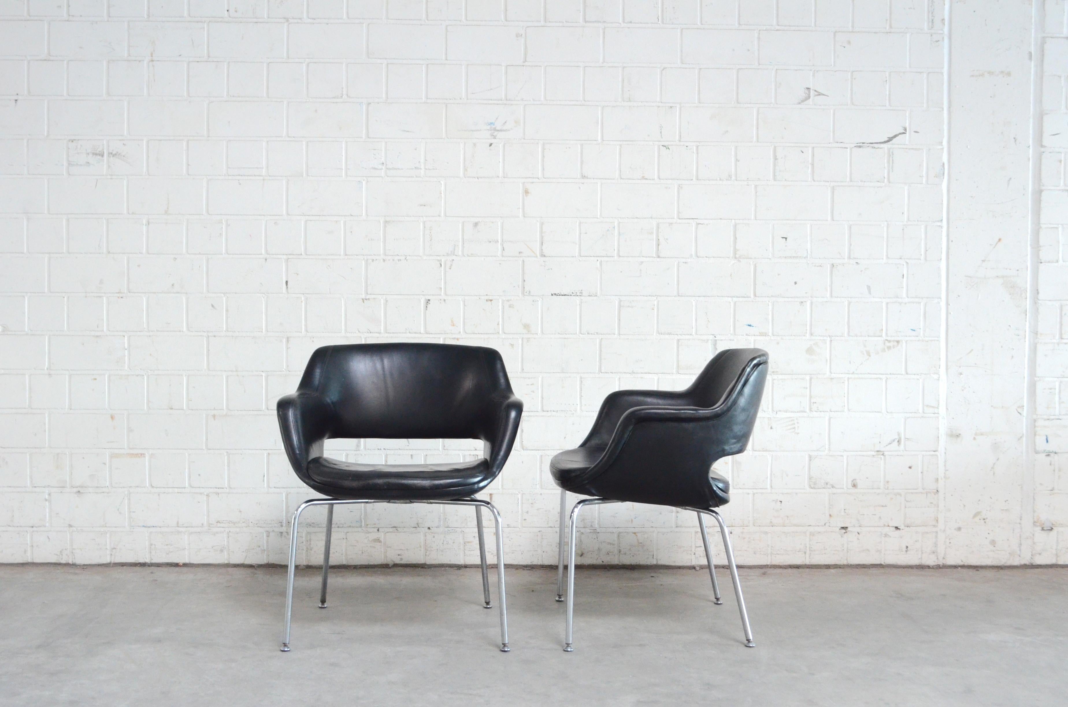 German Olli Mannermaa 3 Leather Kilta Chair by Eugen Schmidt & Cassina Martela For Sale