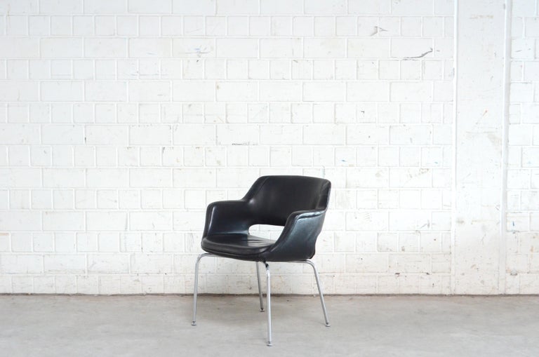 20th Century Olli Mannermaa 3 Leather Kilta Chair by Eugen Schmidt & Cassina Martela For Sale