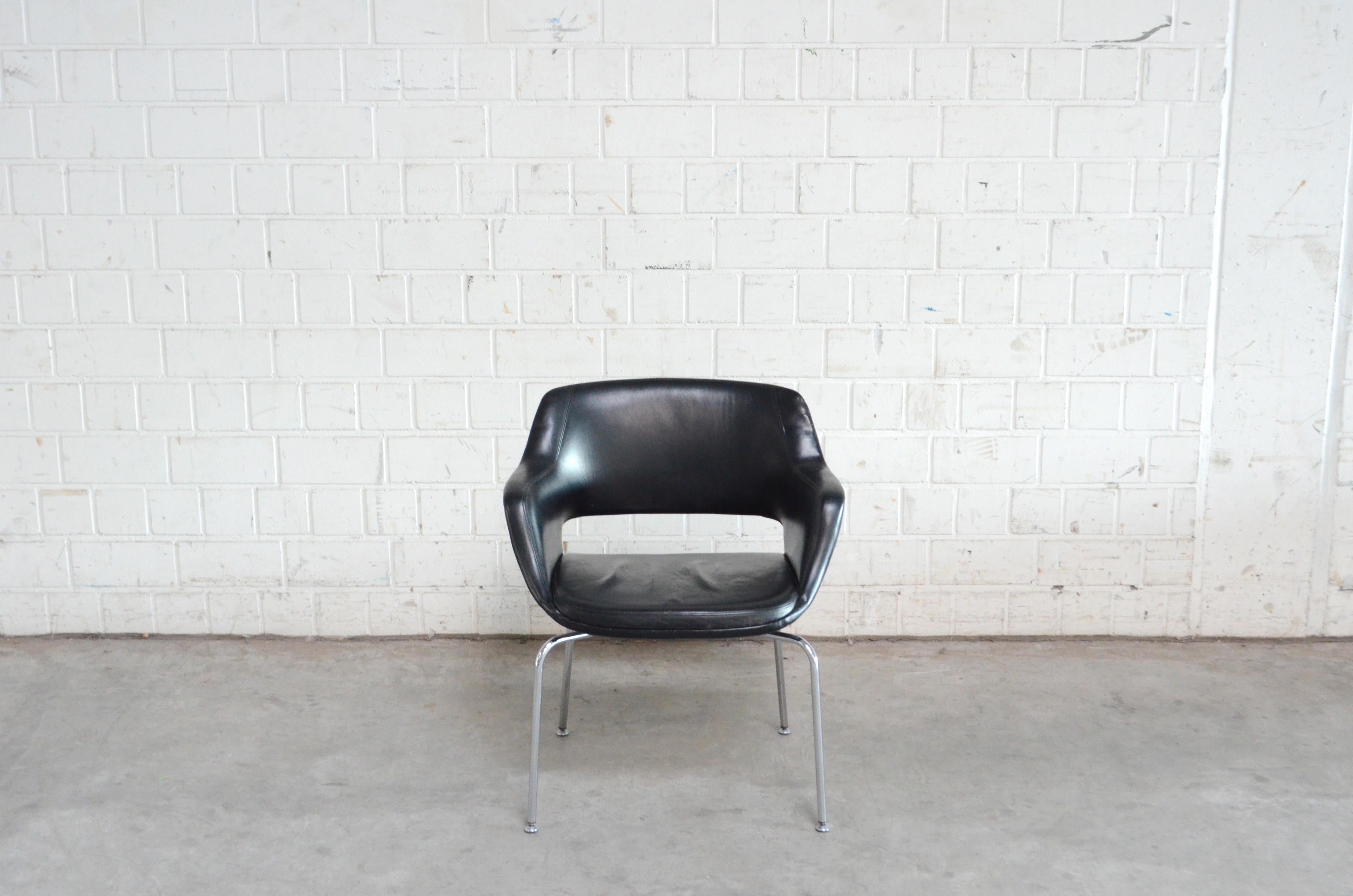Olli Mannermaa 3 Leather Kilta Chair by Eugen Schmidt & Cassina Martela For Sale 1