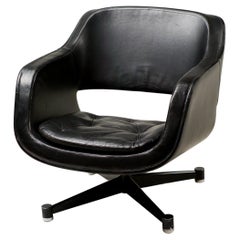 Olli Mannermaa Black Leather Lounge Chair