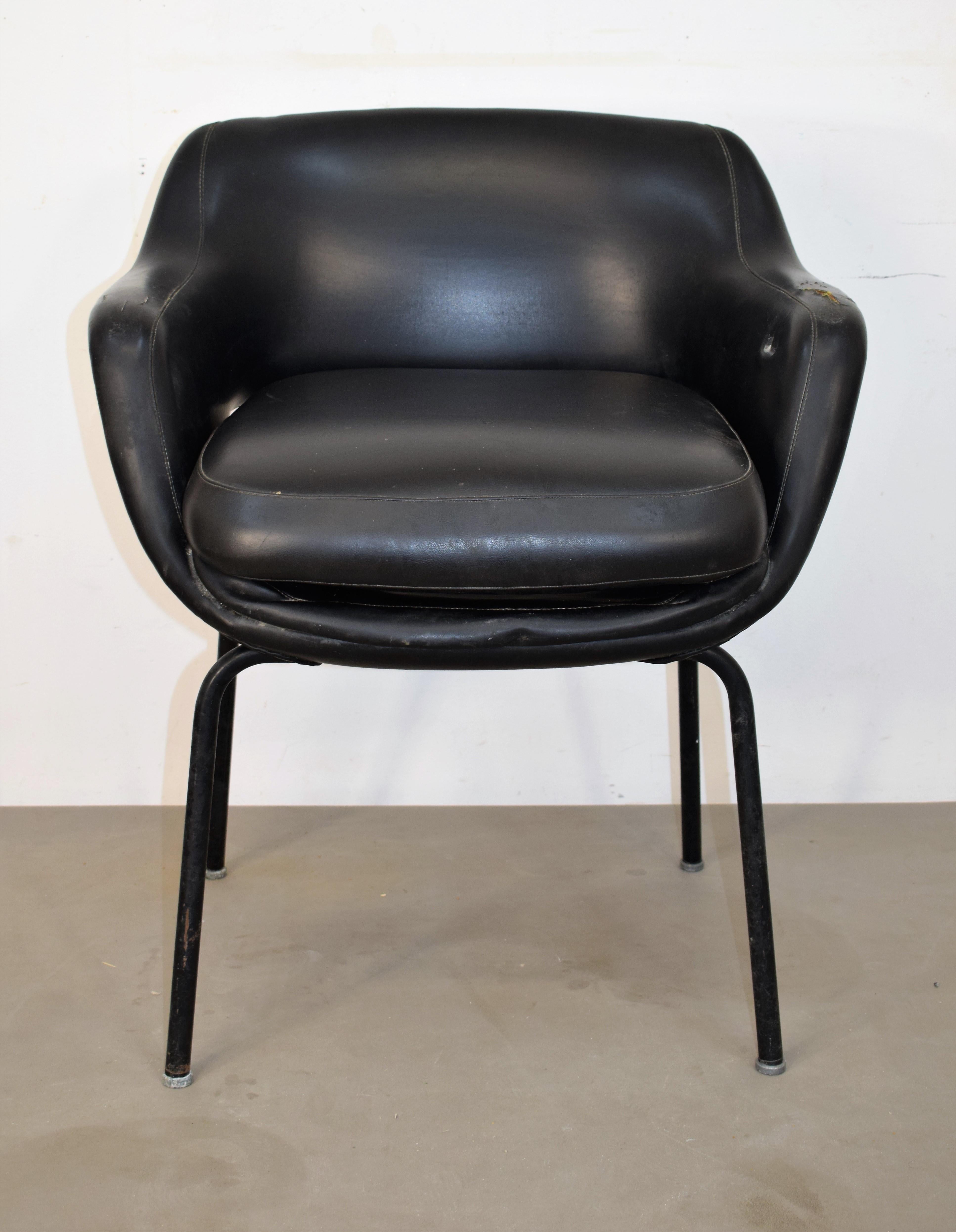 Olli Mannermaa for Cassina chair, 1970s. 
Dimensions: H= 77 cm; W= 63 cm; D=55 cm; Height seat = 50 cm.