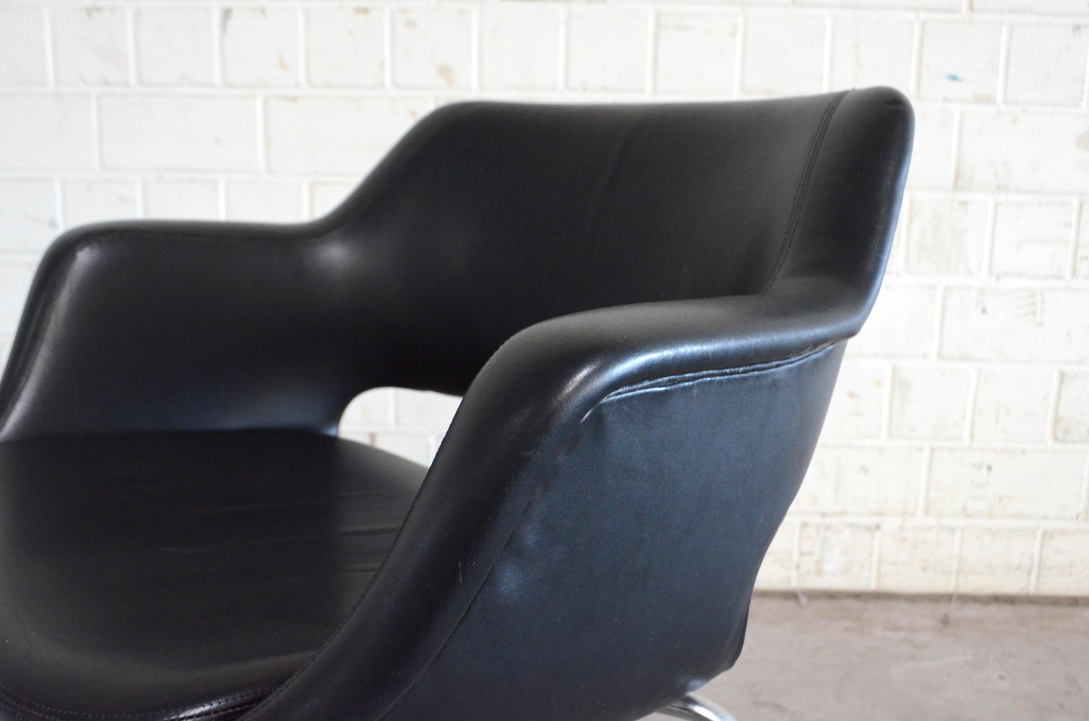 Olli Mannermaa Pair of Leather Kilta Chair by Eugen Schmidt & Cassina Martela For Sale 9