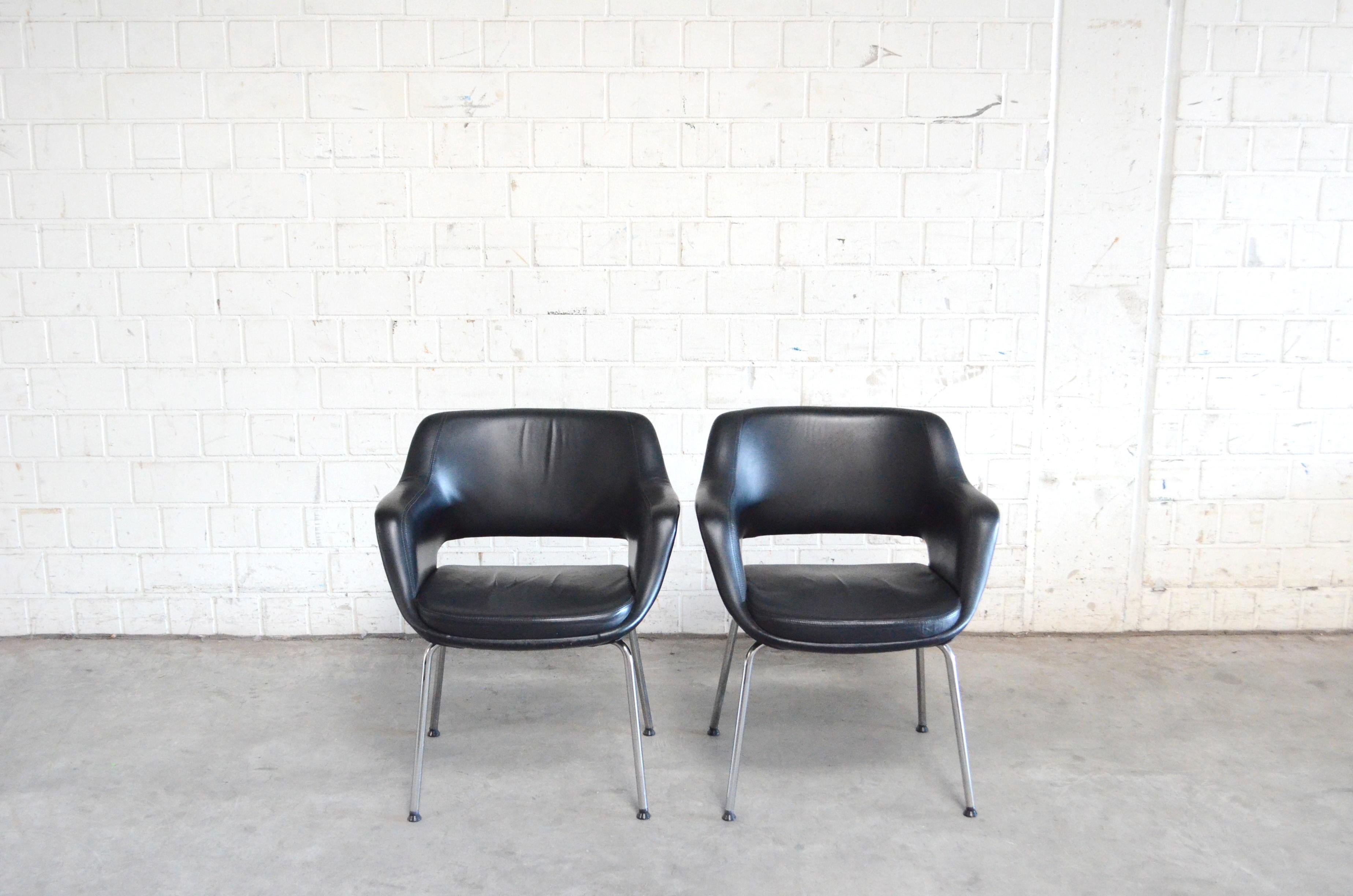 Mid-Century Modern Olli Mannermaa Pair of Leather Kilta Chair by Eugen Schmidt & Cassina Martela For Sale