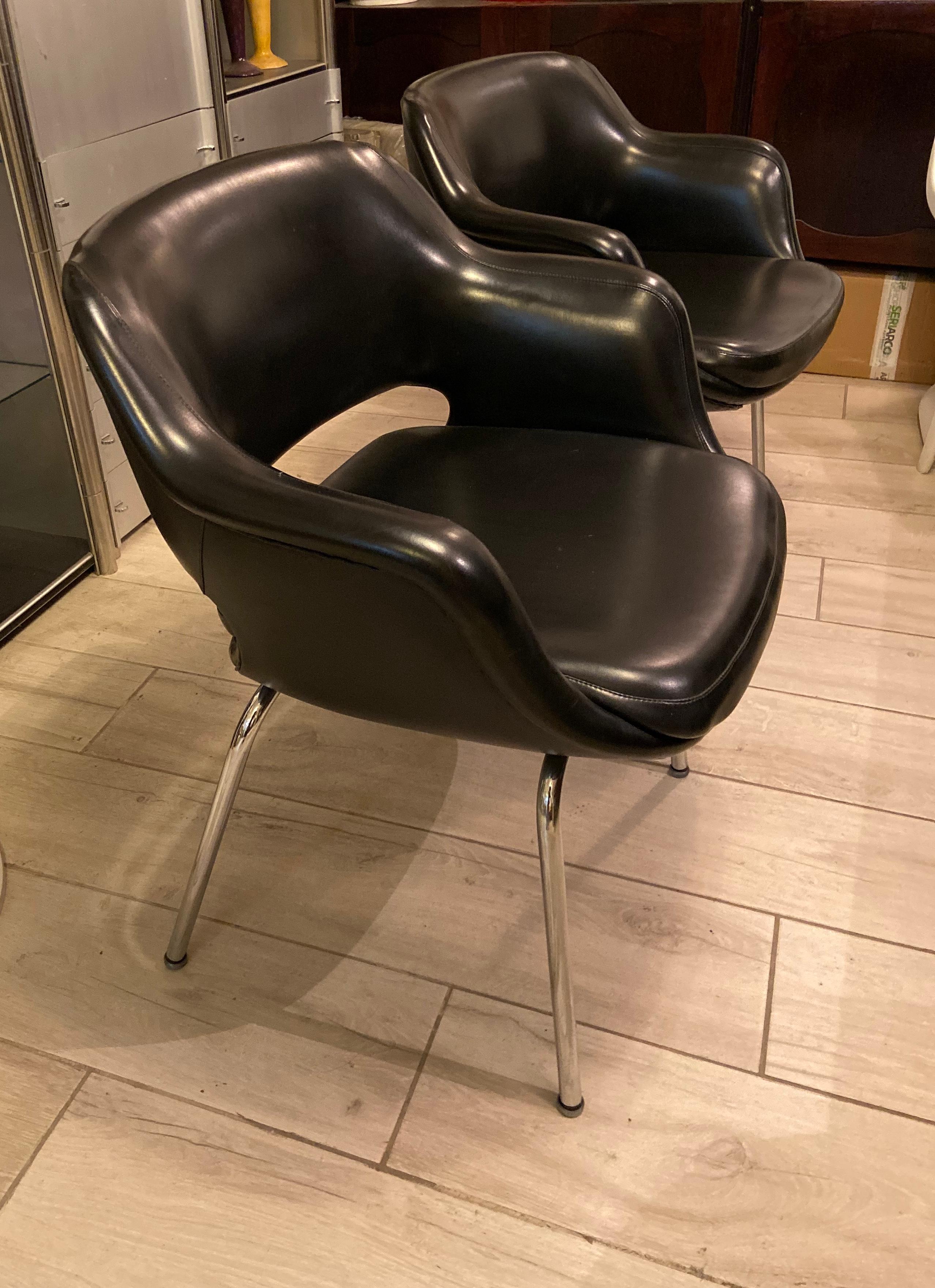 Olli Mannermaa Pair of Leather Kilta Chair by Eugen Schmidt & Cassina Martela In Excellent Condition In Naples, IT