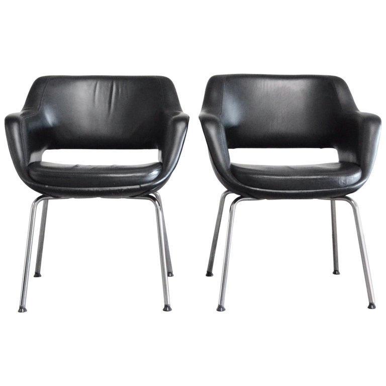 Olli Mannermaa Pair of Leather Kilta Chair by Eugen Schmidt and Cassina  Martela For Sale at 1stDibs | kilta martela, martela kilta, olli mannermaa  kilta tuoli