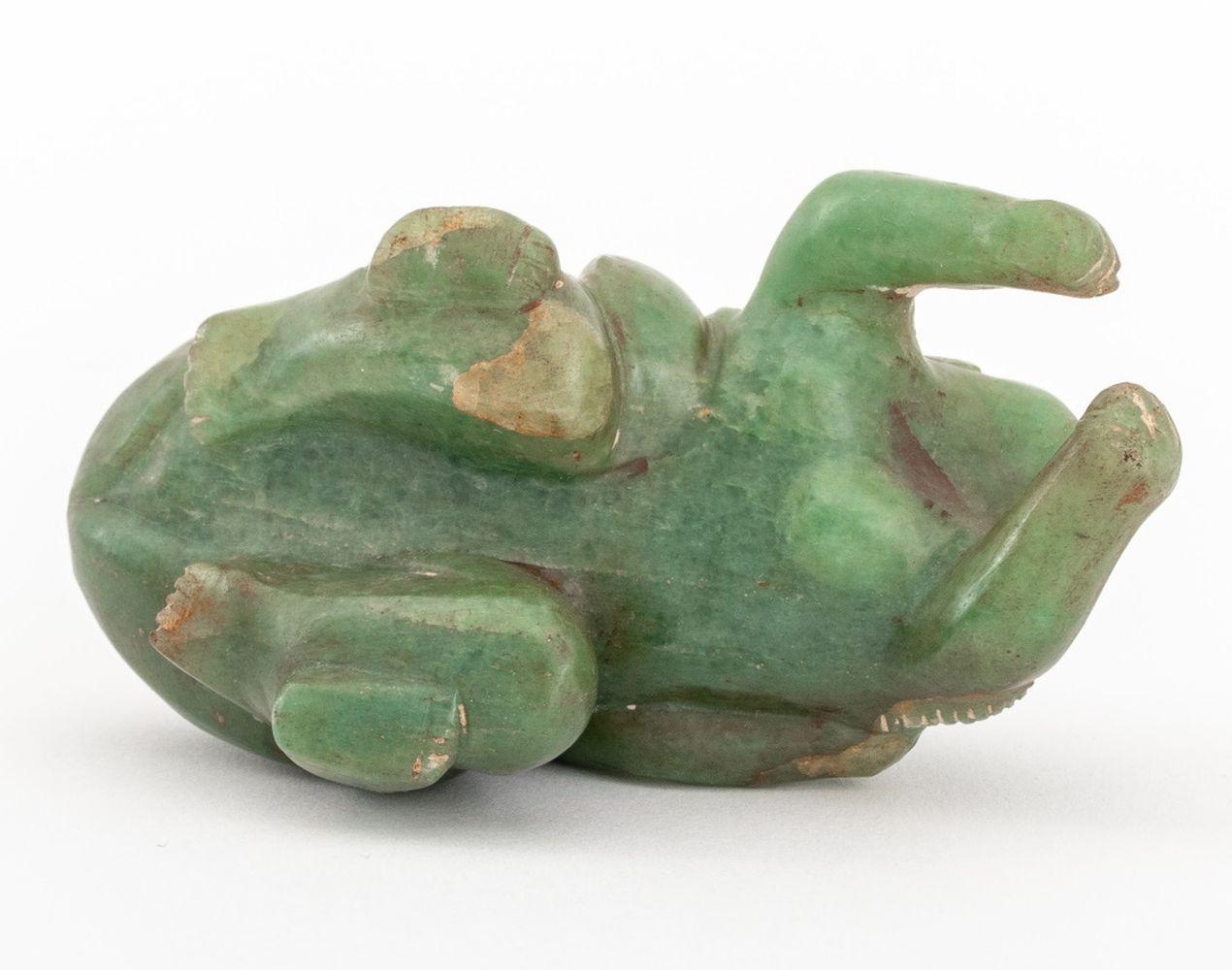 Olmec Pre-Columbian Jade Erotic Sculpture (Zentralamerikanisch) im Angebot