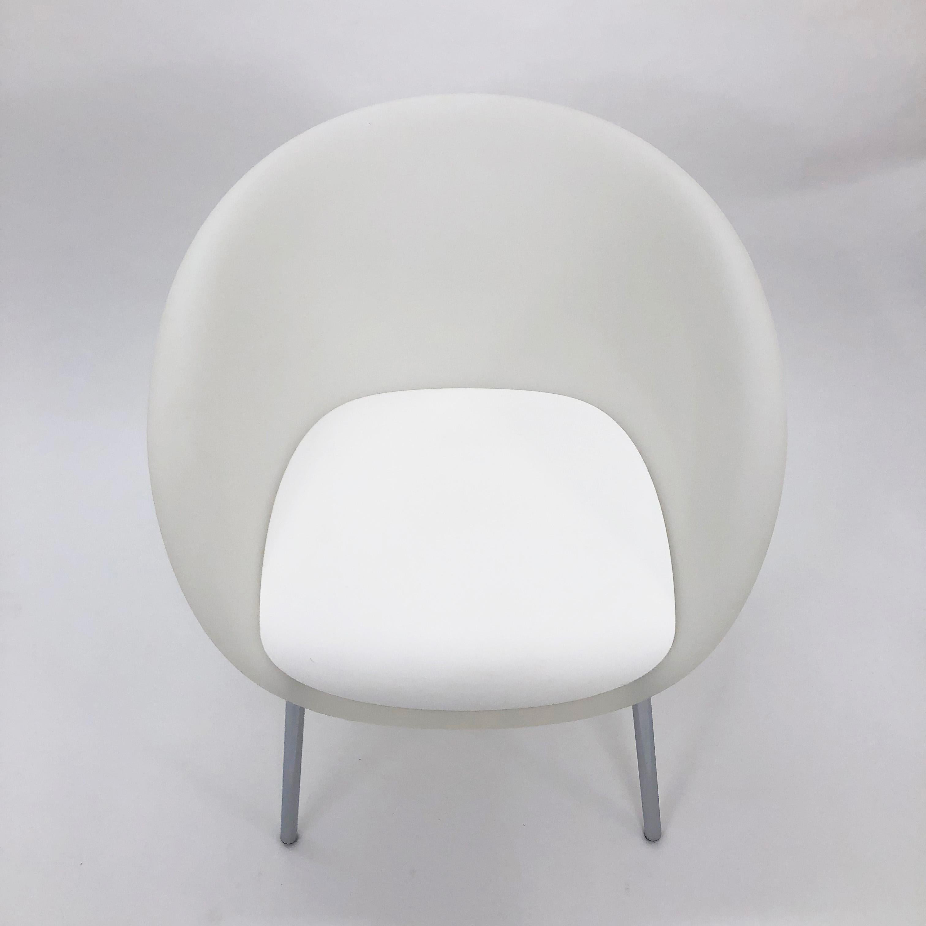 Molded Olo Chair by Andrew Jones for Keilhauer For Sale