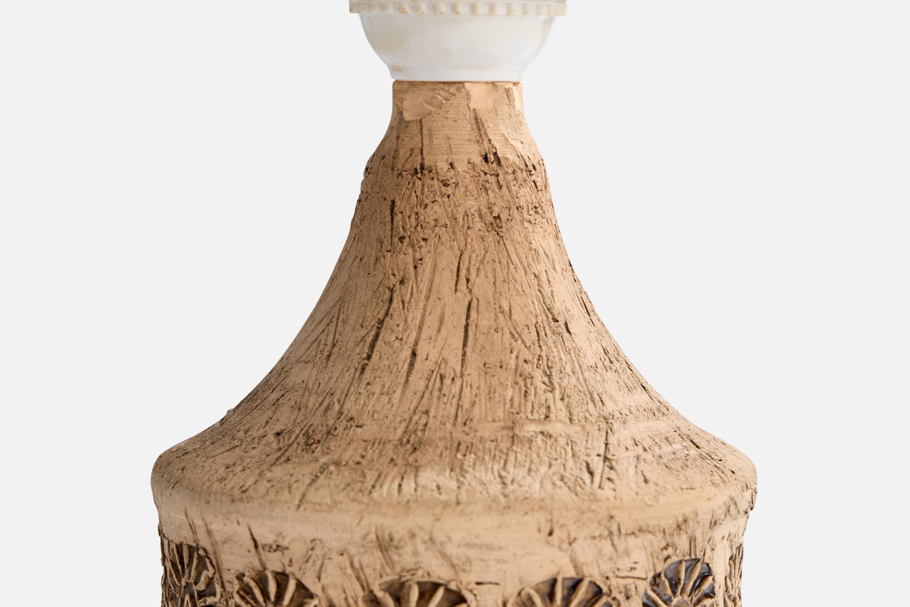 Olof Georg Hermansson, Tischlampe, Keramik, Schweden, 1960er Jahre im Zustand „Gut“ im Angebot in High Point, NC