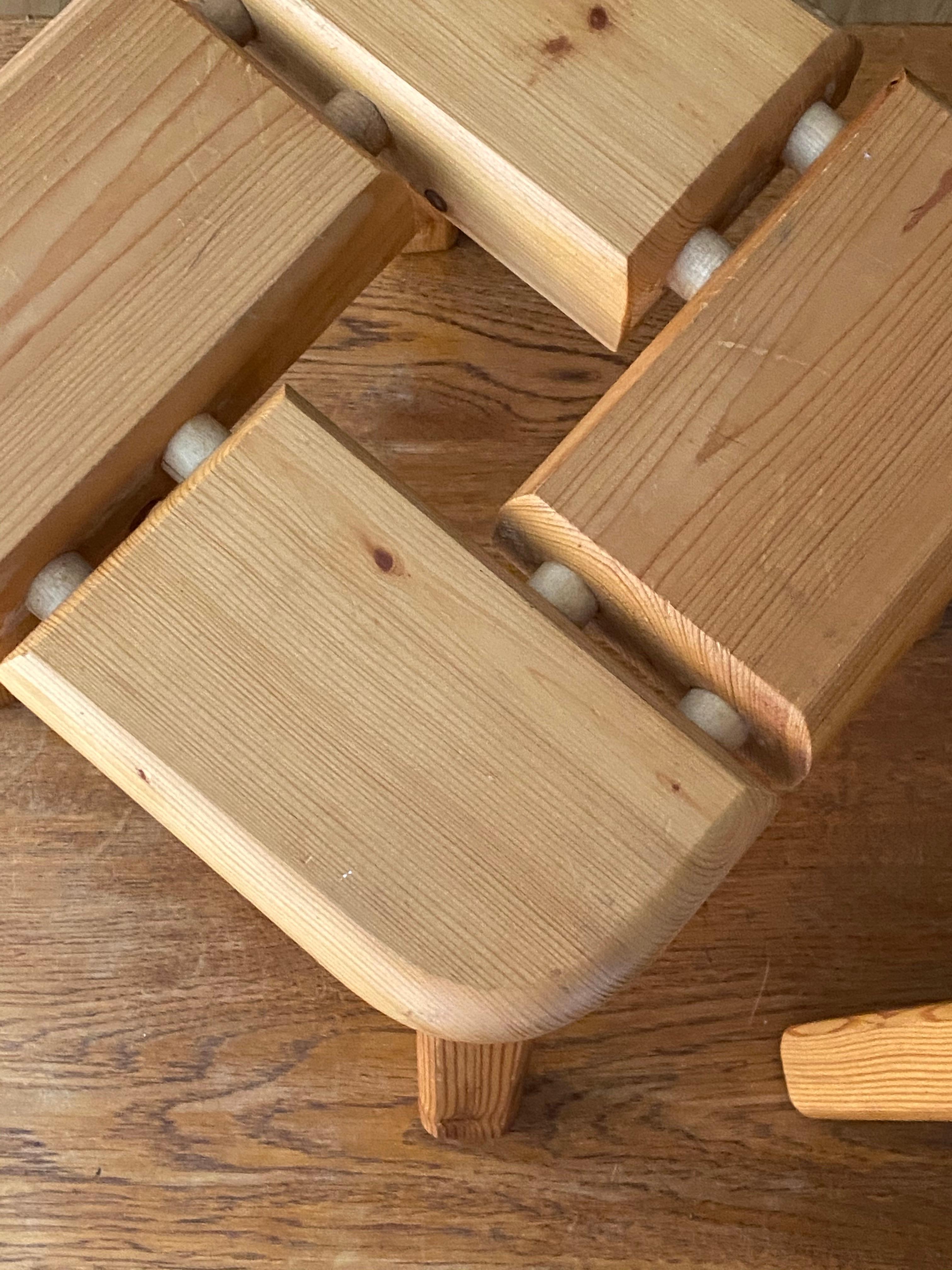 Mid-Century Modern Olof Ottelin, Attribution, Minimalist Stools in Solid Pine, Finland, 1960s