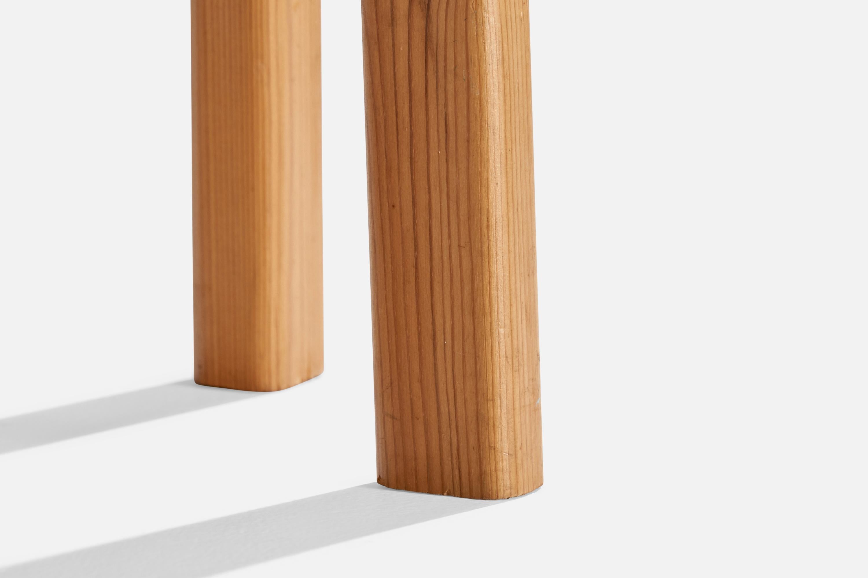 Olof Ottelin Attribution, Stools, Pine, Finland, 1970s For Sale 4