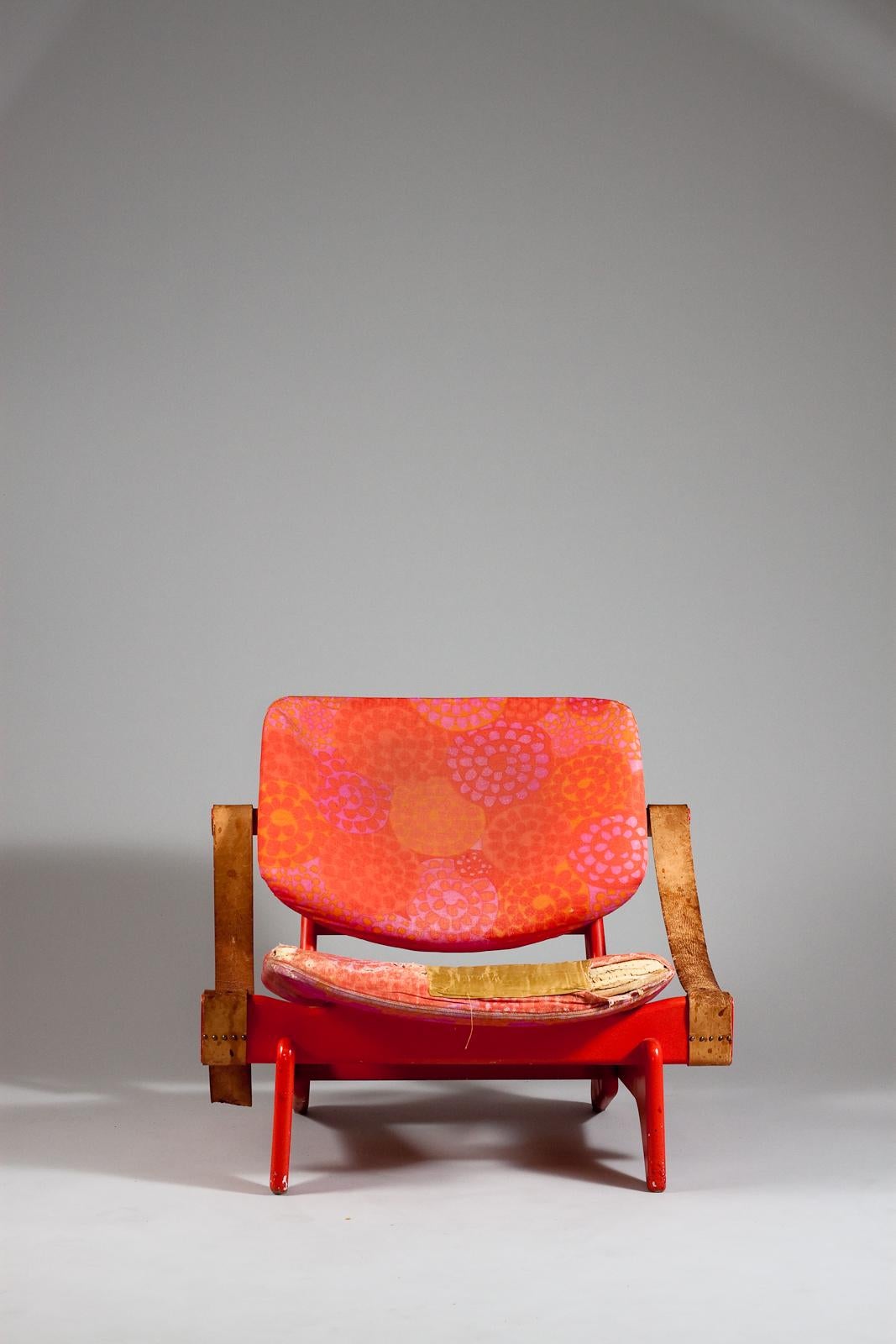 Olof Ottelin, rare original Jumbo chair circa 1960 In Distressed Condition For Sale In Turku, Varsinais-Suomi