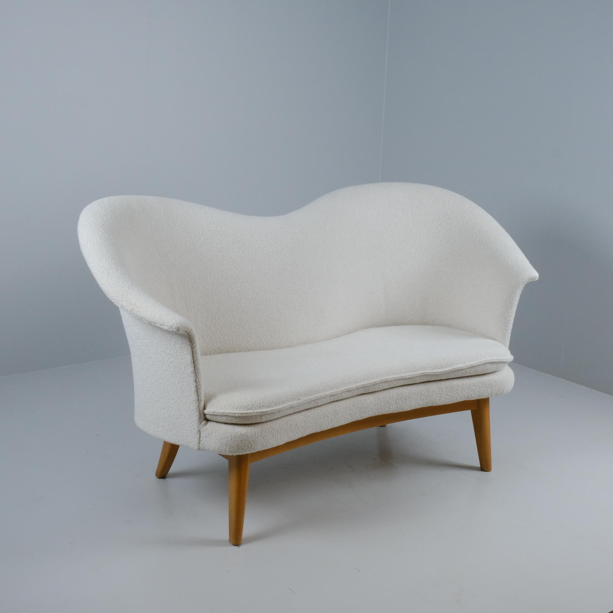 Mid-Century Modern Olof Ottelin White Duetto Sofa / Loveseat for Stockmann Finland, 1960s en vente