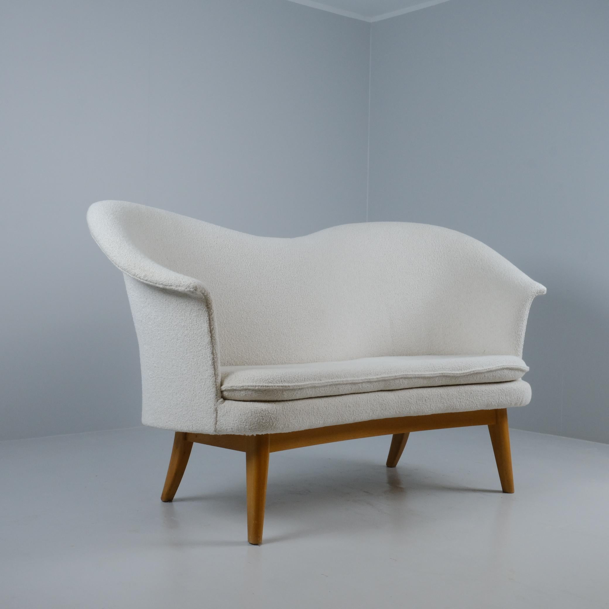 Finlandais Olof Ottelin White Duetto Sofa / Loveseat for Stockmann Finland, 1960s en vente