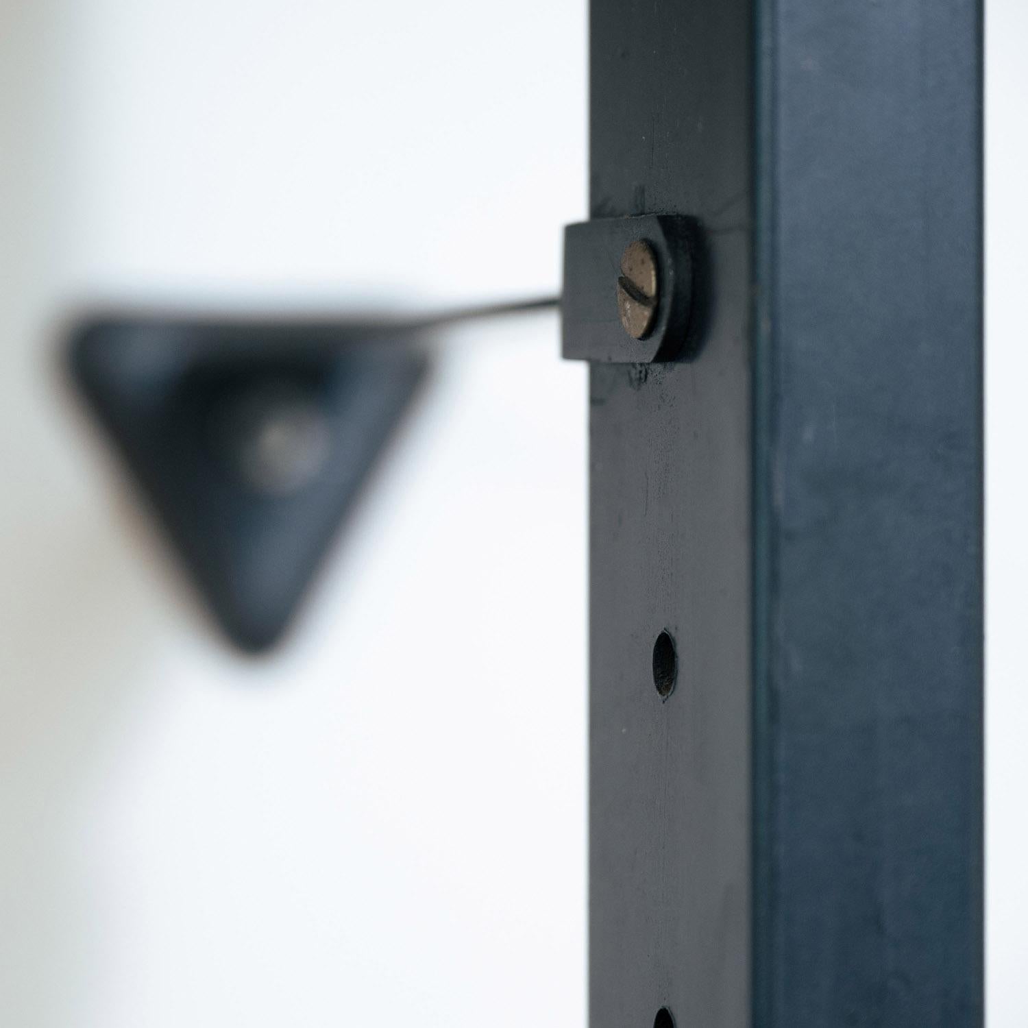 Metal Olof Pira Modular shelving system, by String Design AB in Sweden, 1950s For Sale