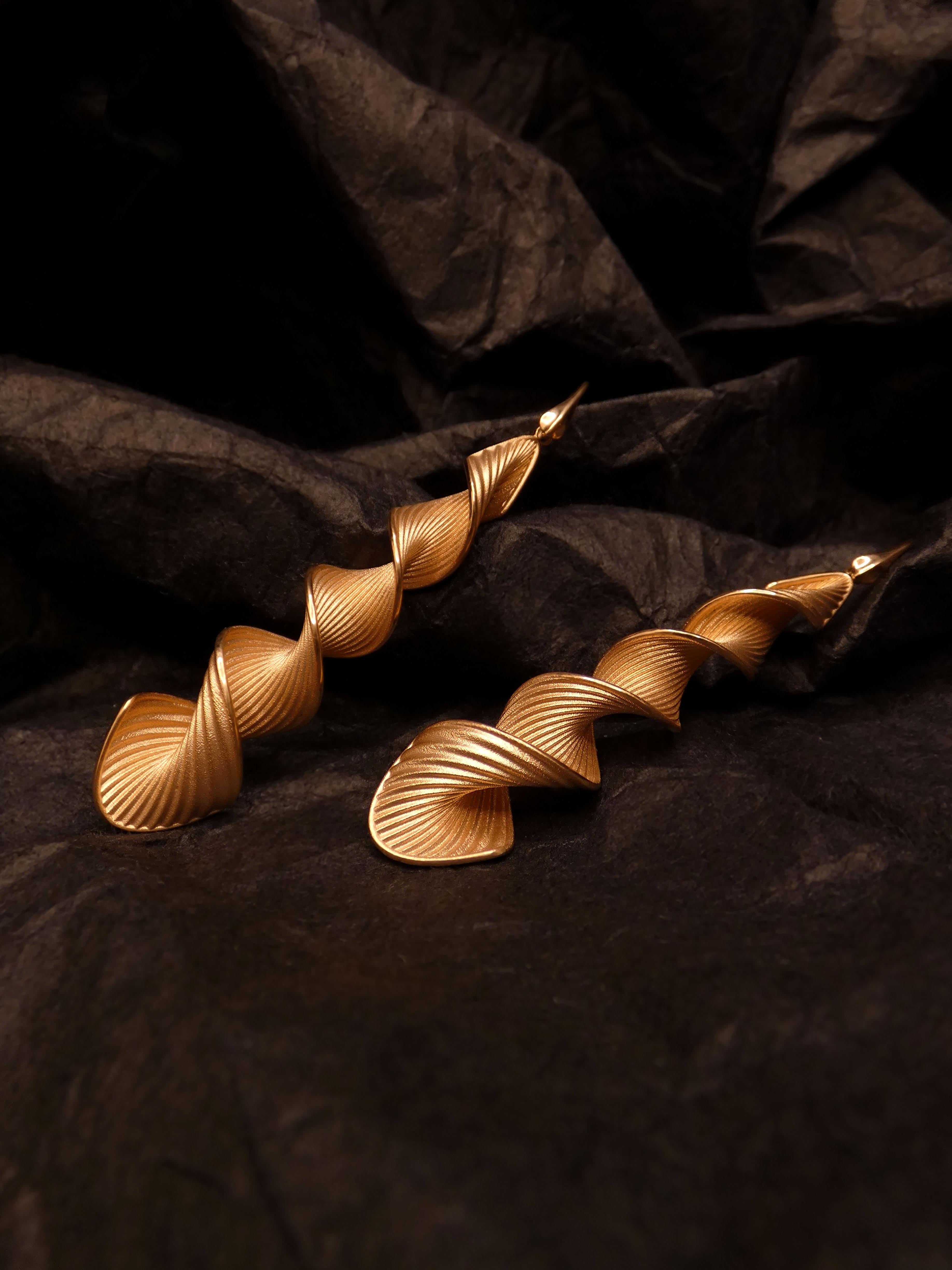 Donna Orecchini Oltremare Gioielli in oro 14k, orecchini pendenti lunghi Made in Italy in vendita
