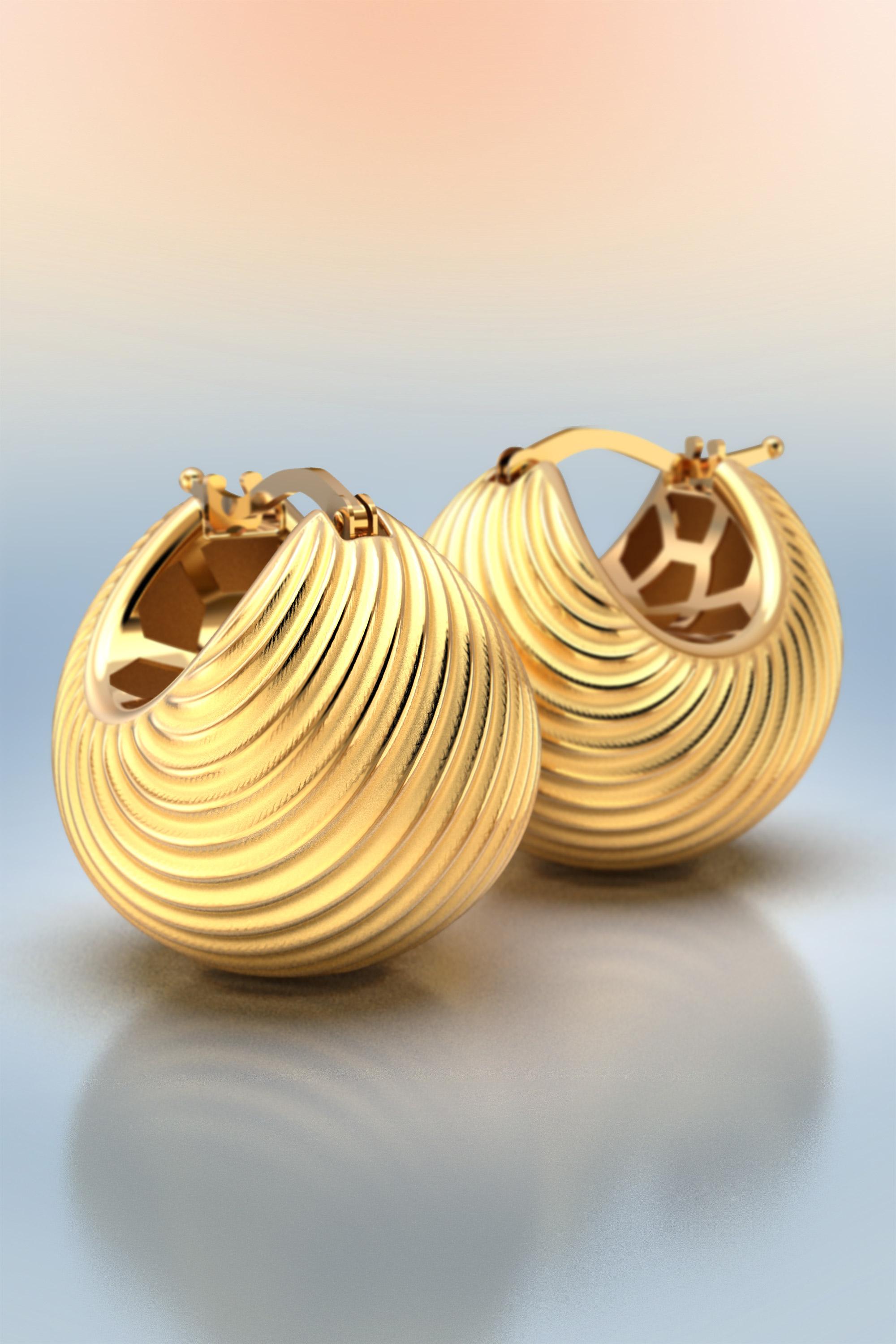 Contemporary Oltremare Gioielli 18 Karat Yellow Gold Hoop Earrings Made in Italy For Sale
