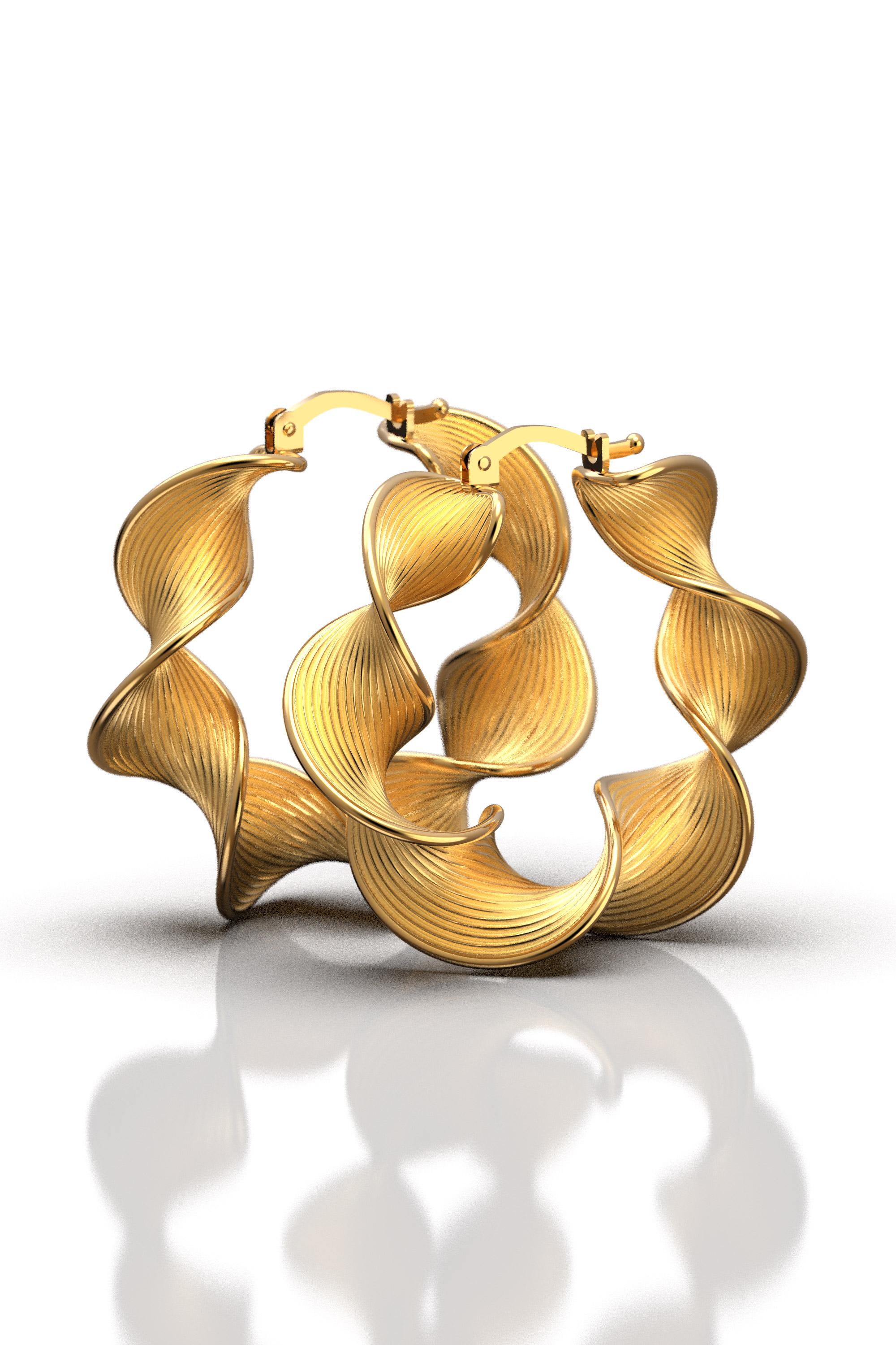 18k Twisted Gold Hoop Earrings Designed and Crafted in Italy For Sale 2