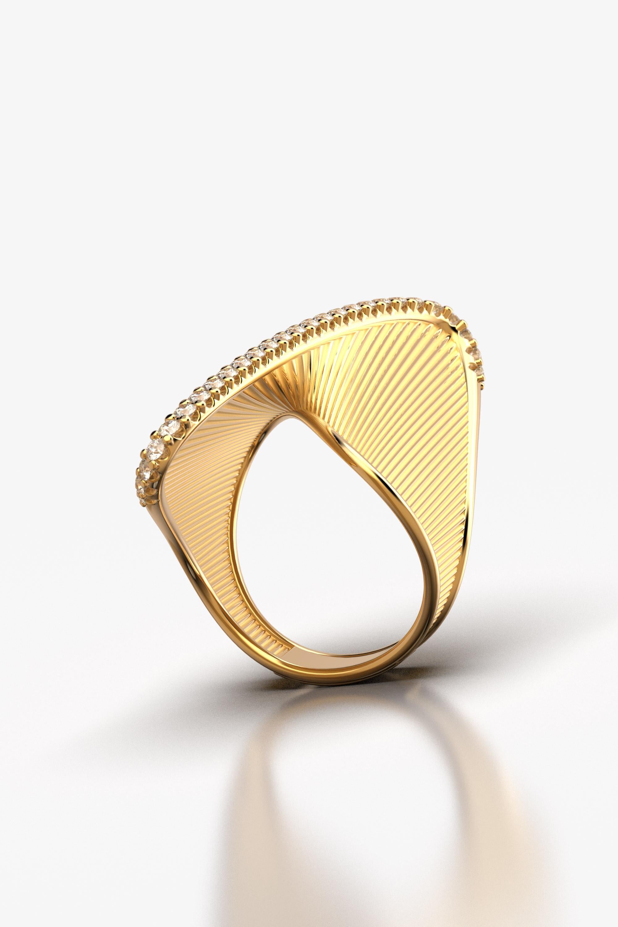 For Sale:  Mobius Ring with Natural Diamonds in 18 Karat Yellow Gold, Italian Fine Jewelry 5