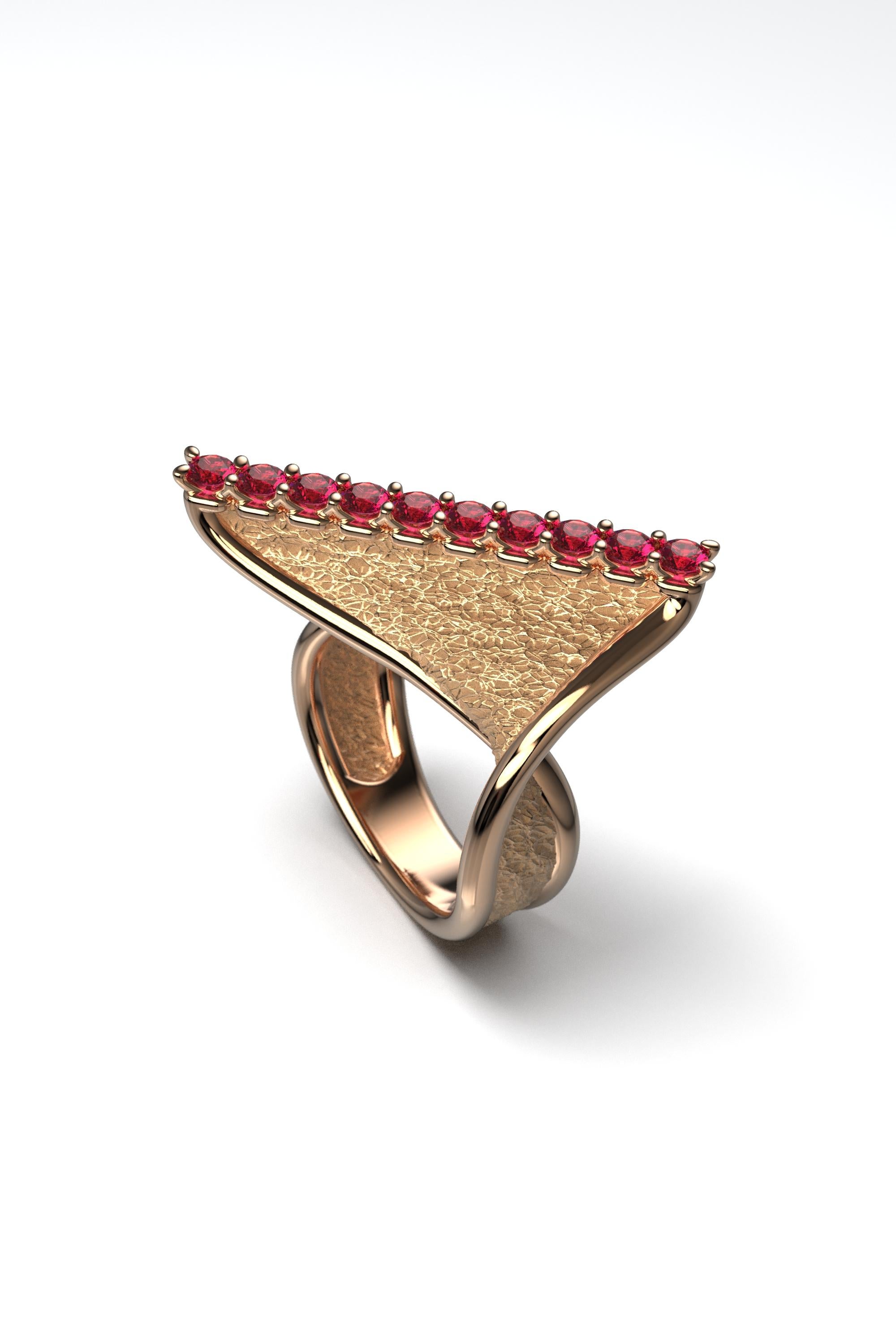 For Sale:  Oltremare Gioielli Modern Twisted Gold Ring with Natural Rubies  18k Gold Italy 10