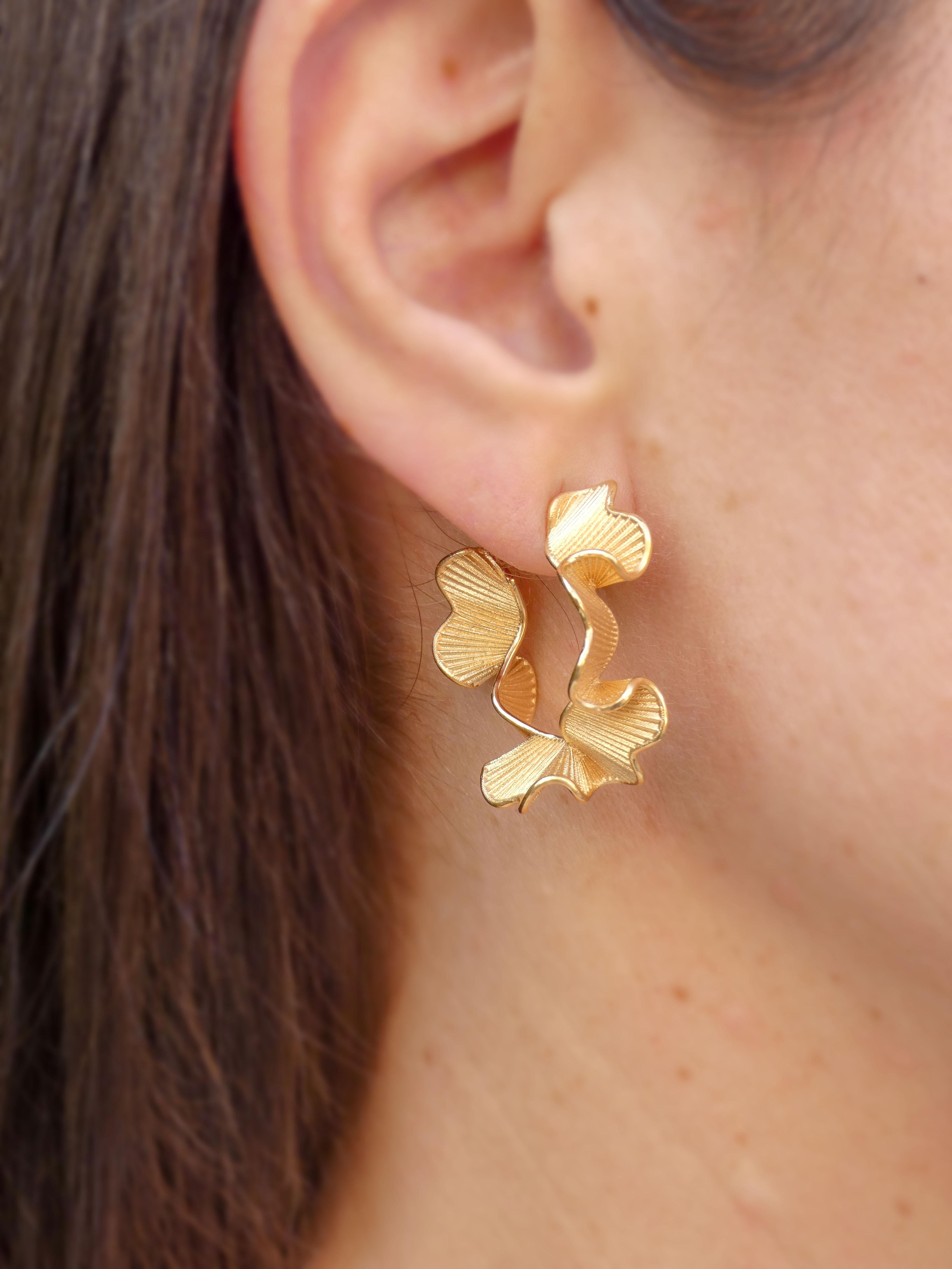 Oltremare Gioielli  Boucles d'oreilles créoles en or massif 18 carats conçues et fabriquées en Italie en vente 3
