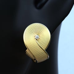 Oltremare Gioielli Statement Earrings in 18k Gold and Diamonds, made in Italy.