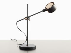 Lámpara de mesa Oluce G.O. 252, diseñada por Giuseppe Ostuni - 220–240 V - Negra