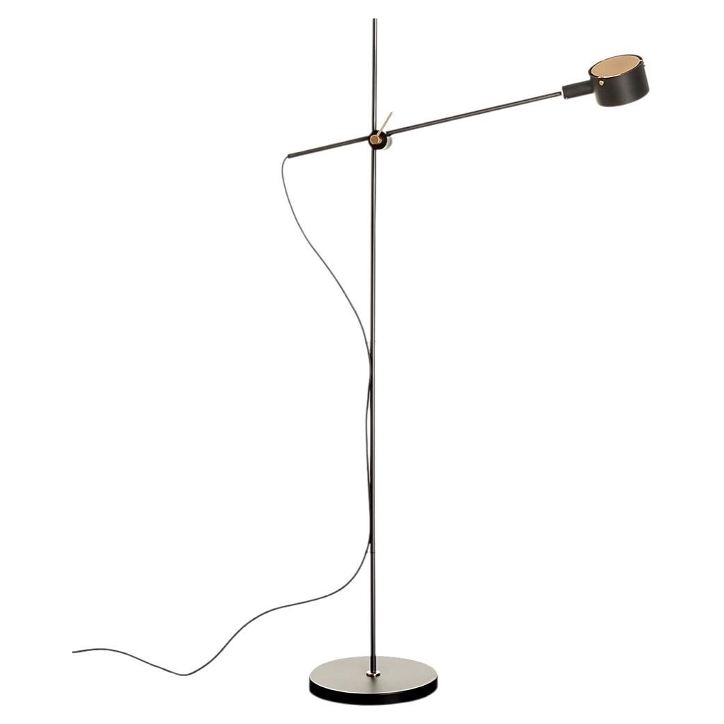 Oluce G.O. 352 Floor Lamp by Giuseppe Ostuni - Black - 220–240V For Sale