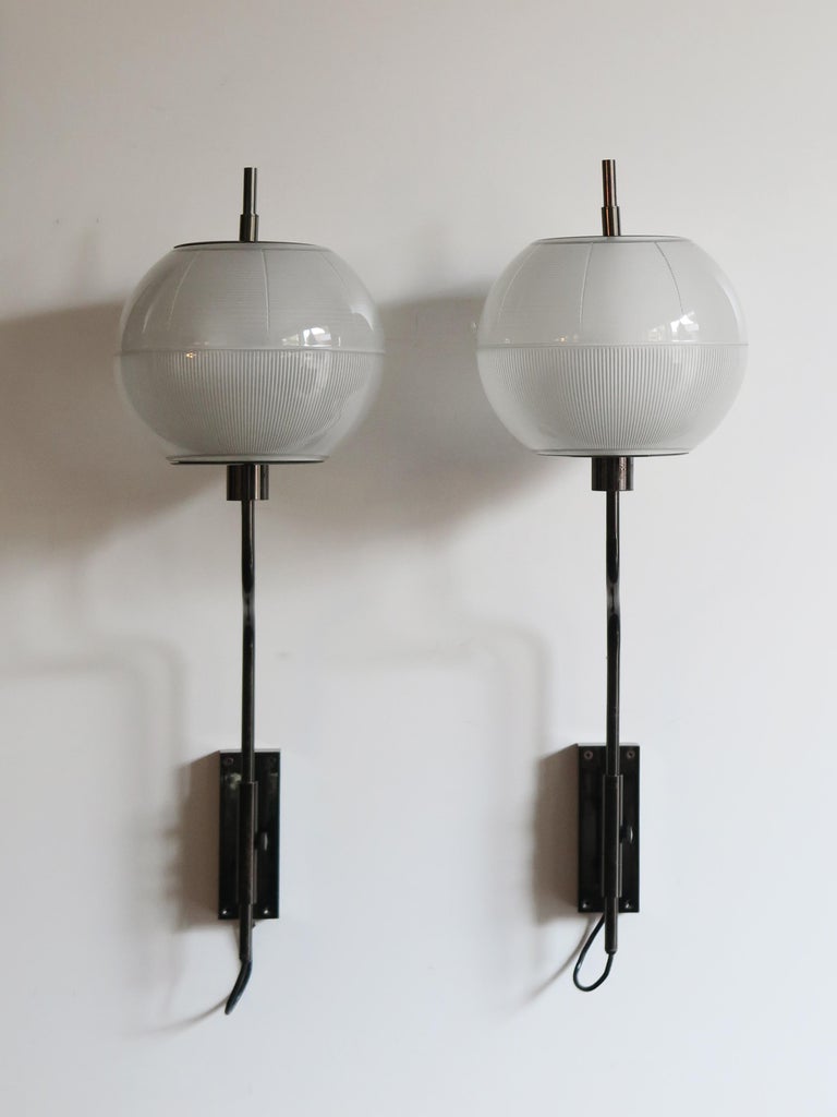 Oluce Italian Mid-Century Sconces Glass and Metal Wall Lamps, 1960s In Good Condition For Sale In Modena, IT