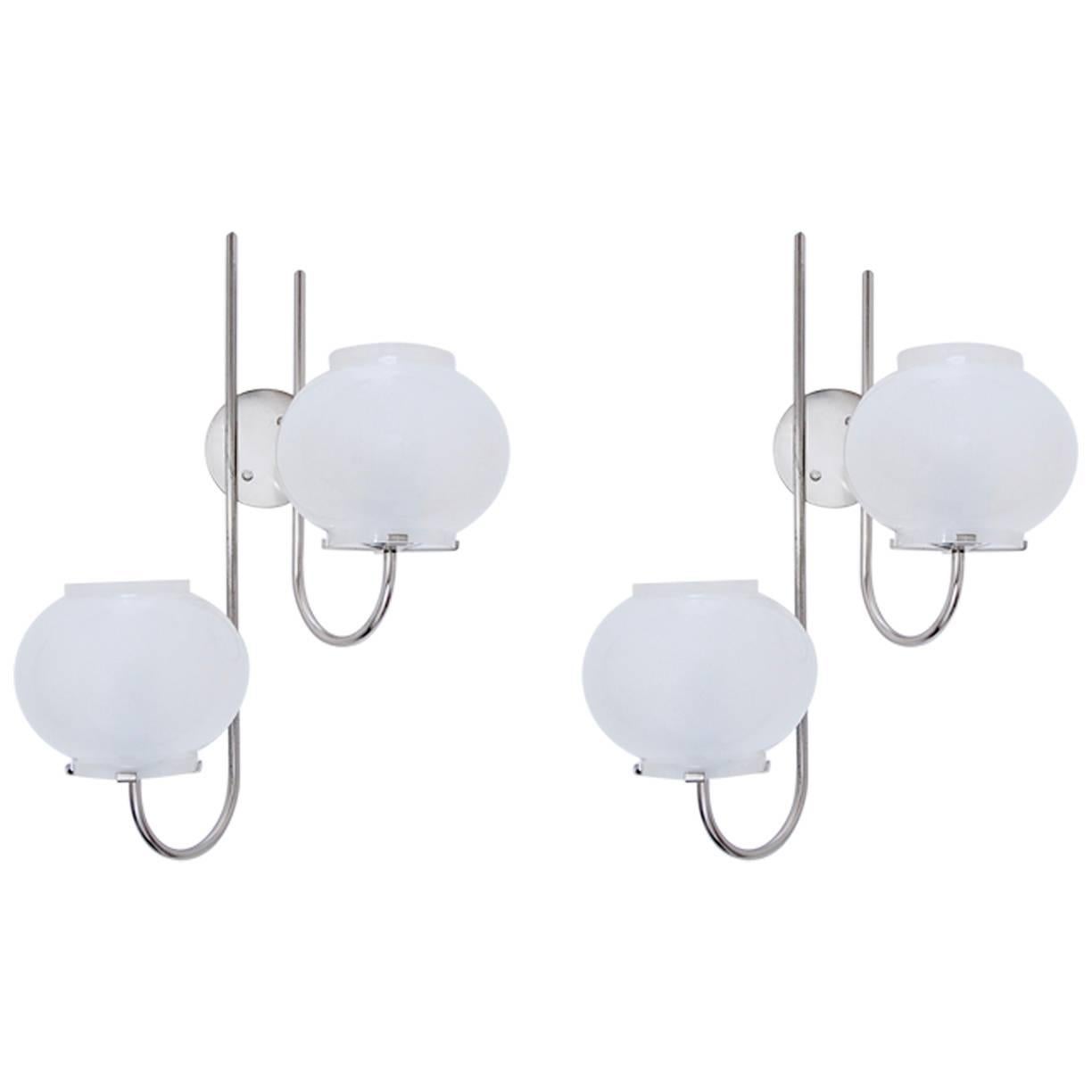 Oluce Sconces di Tito Agnoli in vendita