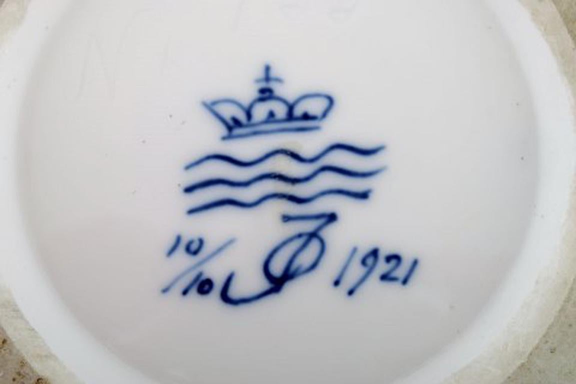 Oluf Jensen for Royal Copenhagen, Large Unique Porcelain Vase with Slim Neck For Sale 1