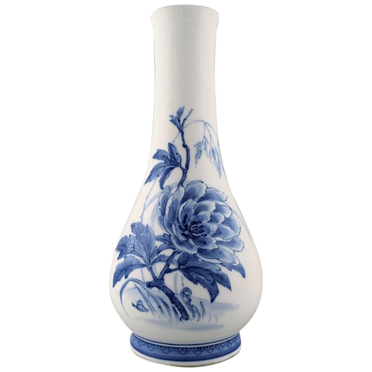 Oluf Jensen for Royal Copenhagen, Large Unique Porcelain Vase with Slim Neck For Sale