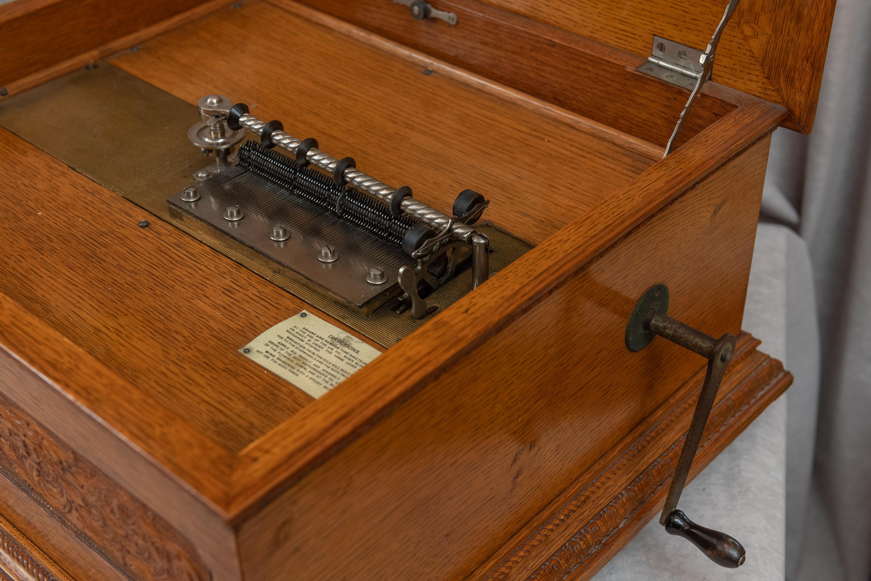 Early 20th Century Olympia Music Box in Oak Case